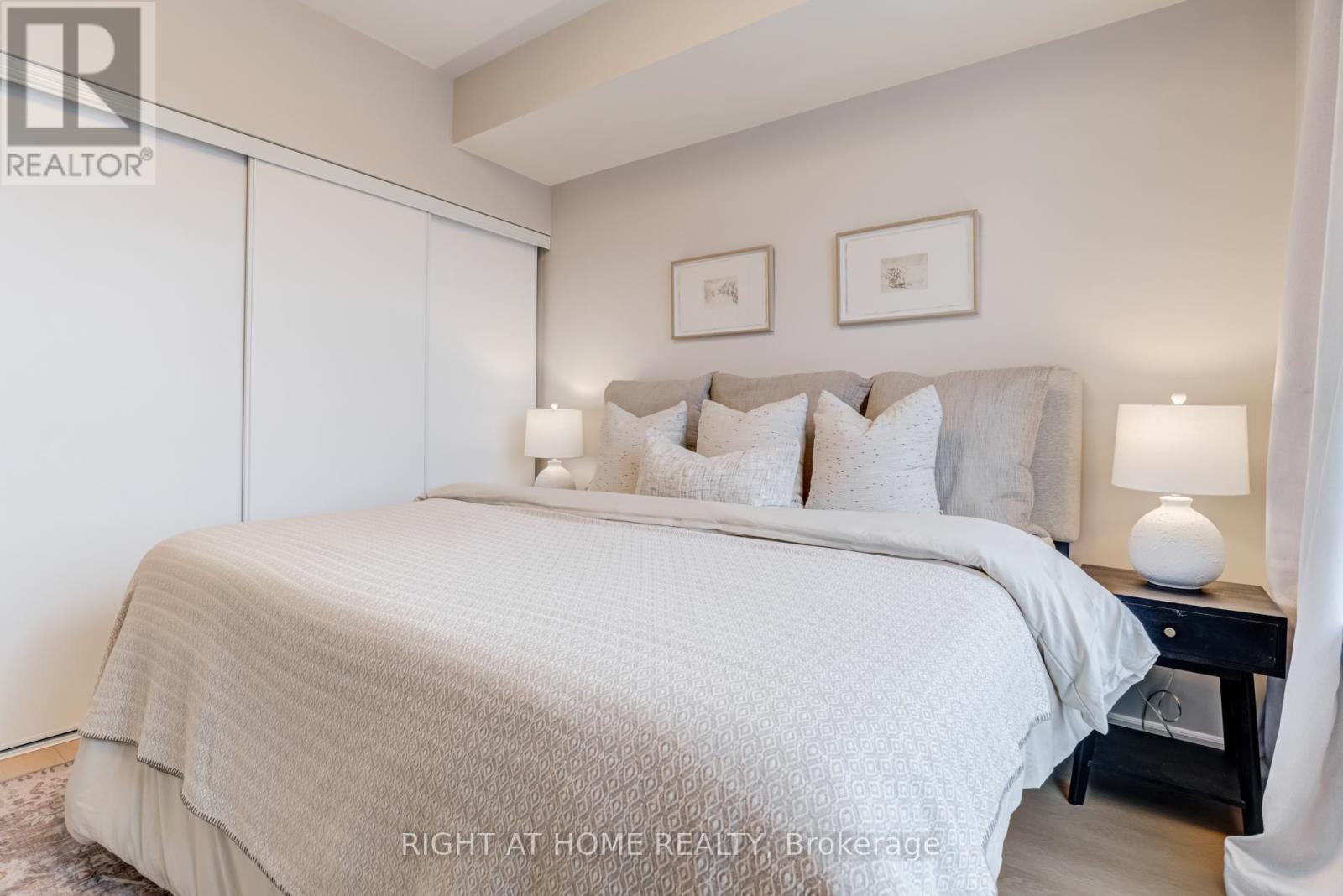 307 - 3865 Lake Shore Boulevard W, Toronto, Ontario  M8W 0A2 - Photo 7 - W12954200