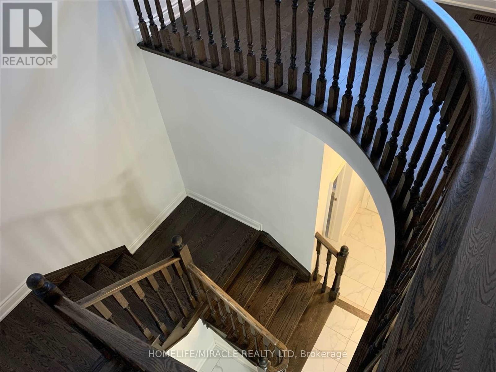 127 Goodwin Crescent, Milton, Ontario  L9E 1H9 - Photo 6 - W12954212