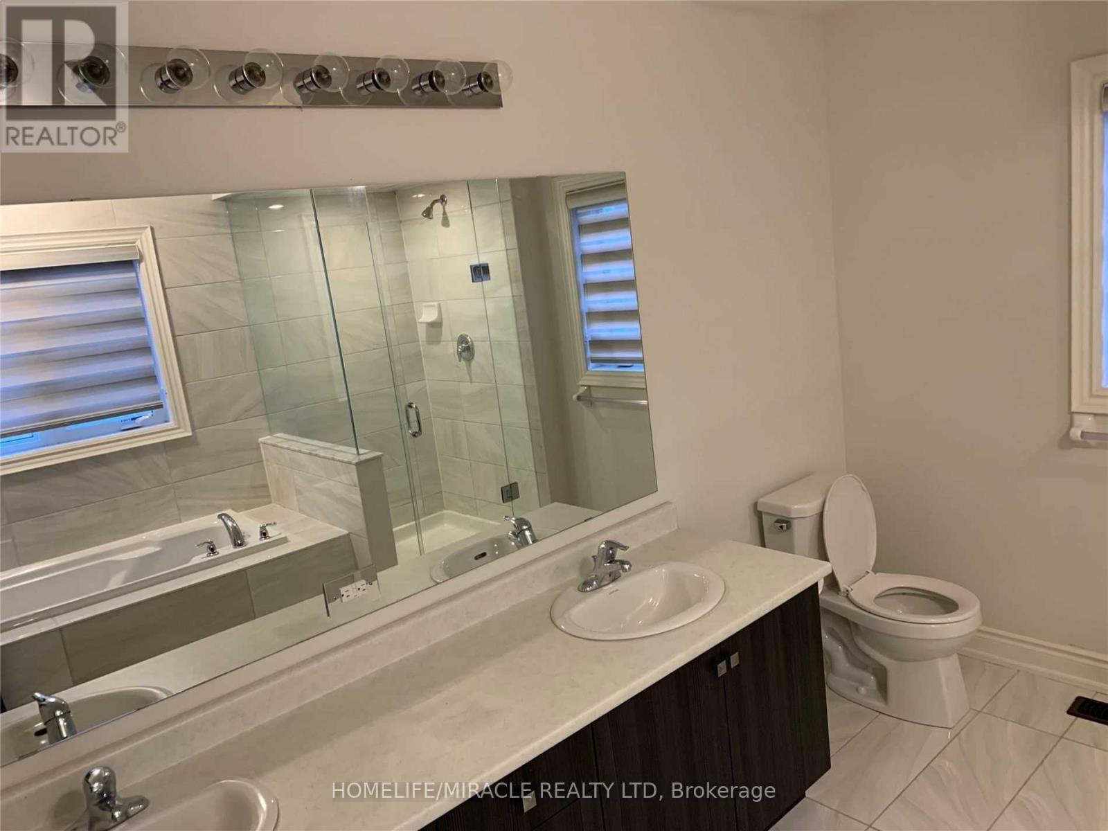 127 Goodwin Crescent, Milton, Ontario  L9E 1H9 - Photo 9 - W12954212