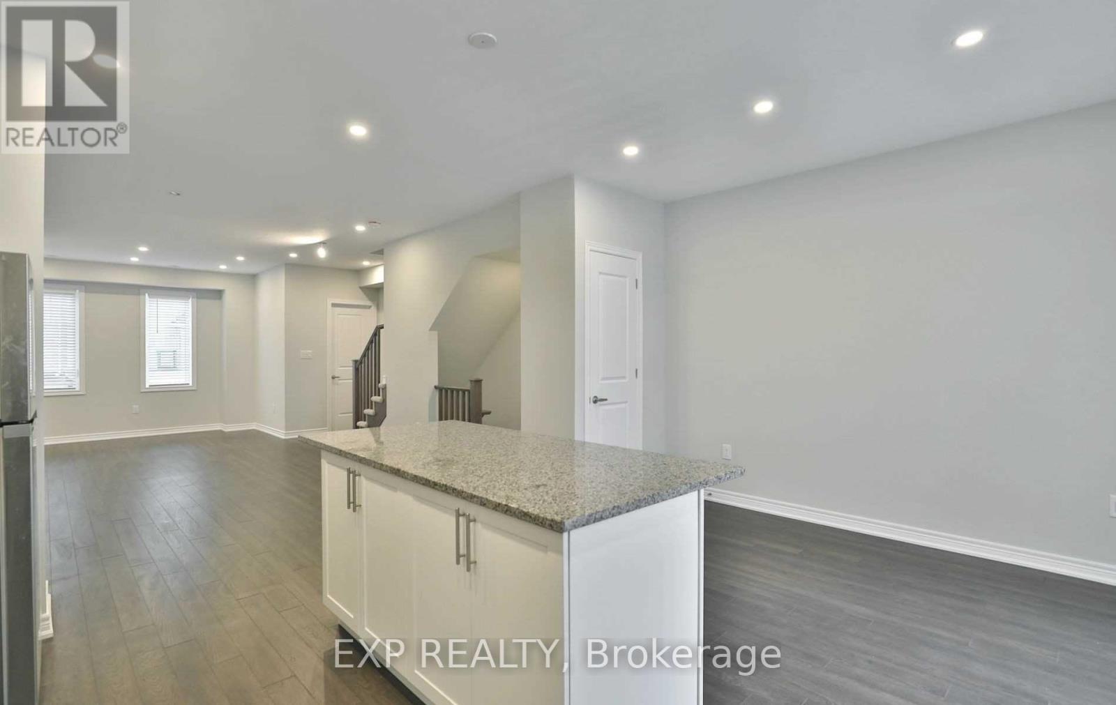 32 Rapids Lane, Hamilton, Ontario  L8K 0A4 - Photo 10 - X12954122