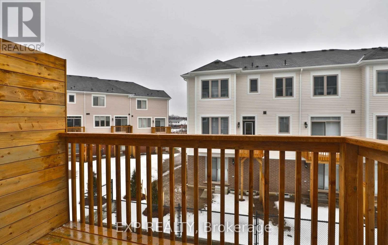 32 Rapids Lane, Hamilton, Ontario  L8K 0A4 - Photo 12 - X12954122