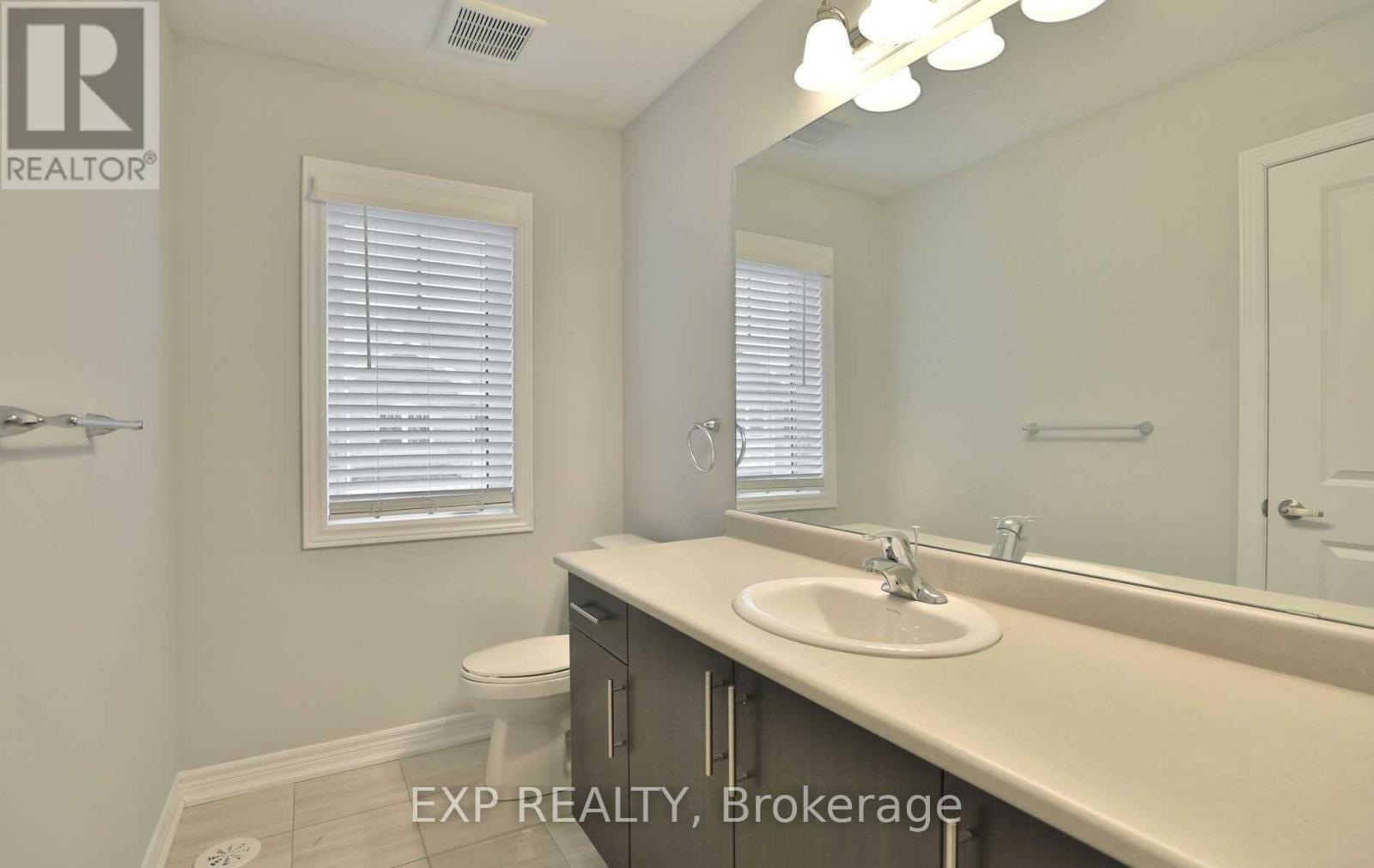 32 Rapids Lane, Hamilton, Ontario  L8K 0A4 - Photo 17 - X12954122