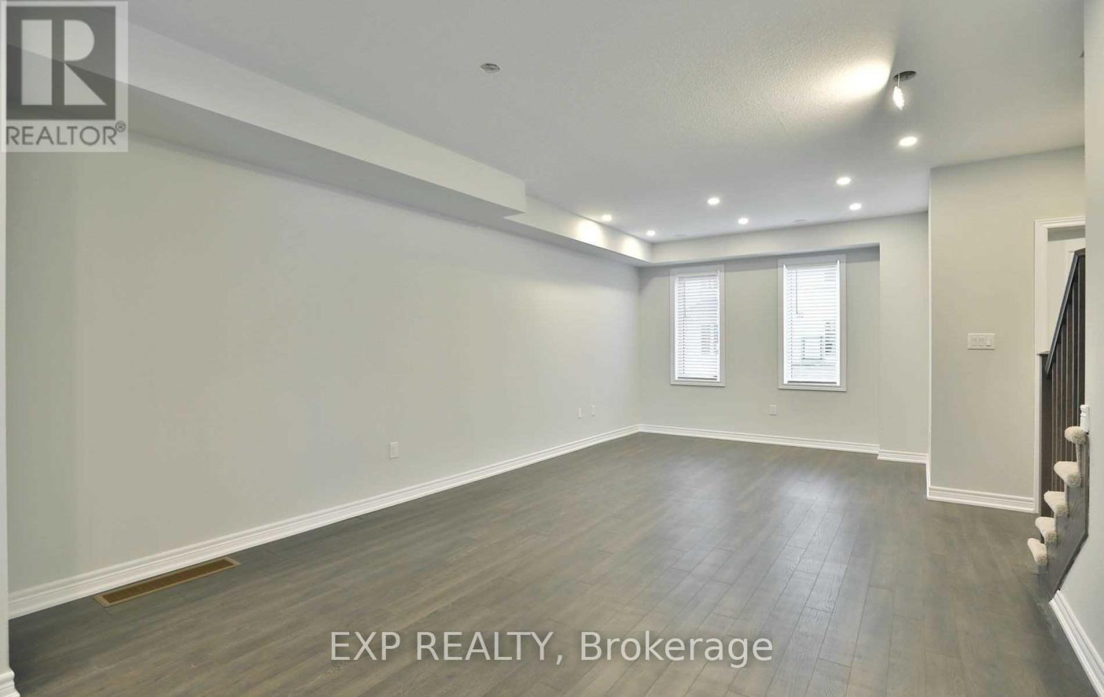 32 Rapids Lane, Hamilton, Ontario  L8K 0A4 - Photo 5 - X12954122