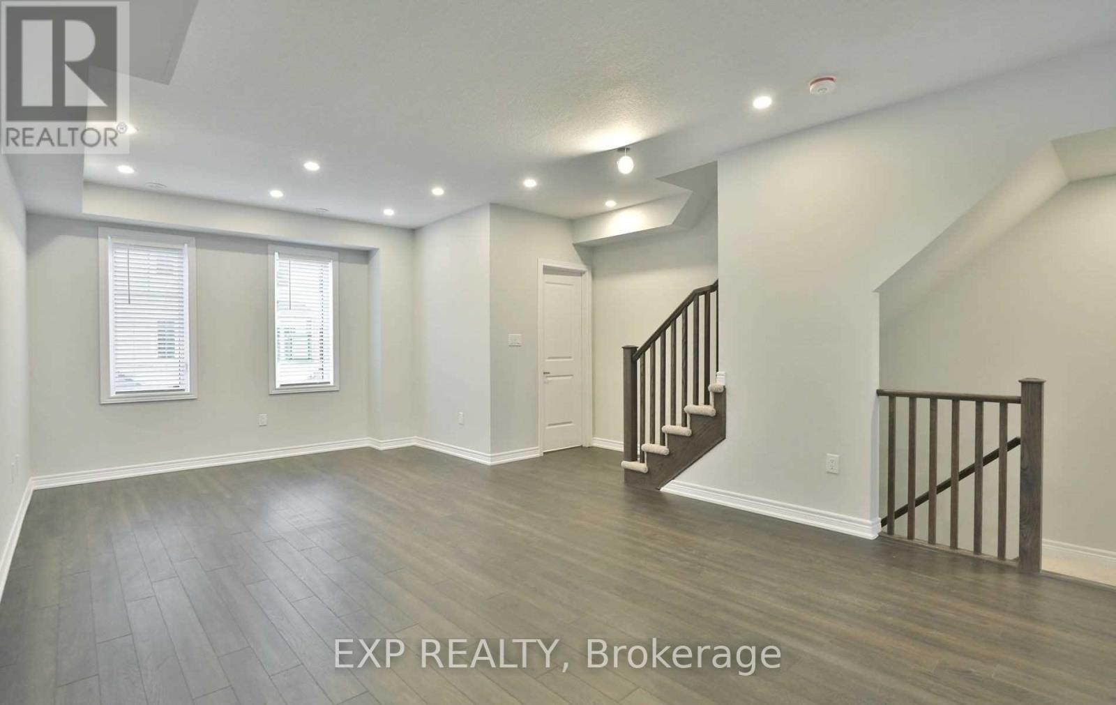 32 Rapids Lane, Hamilton, Ontario  L8K 0A4 - Photo 6 - X12954122