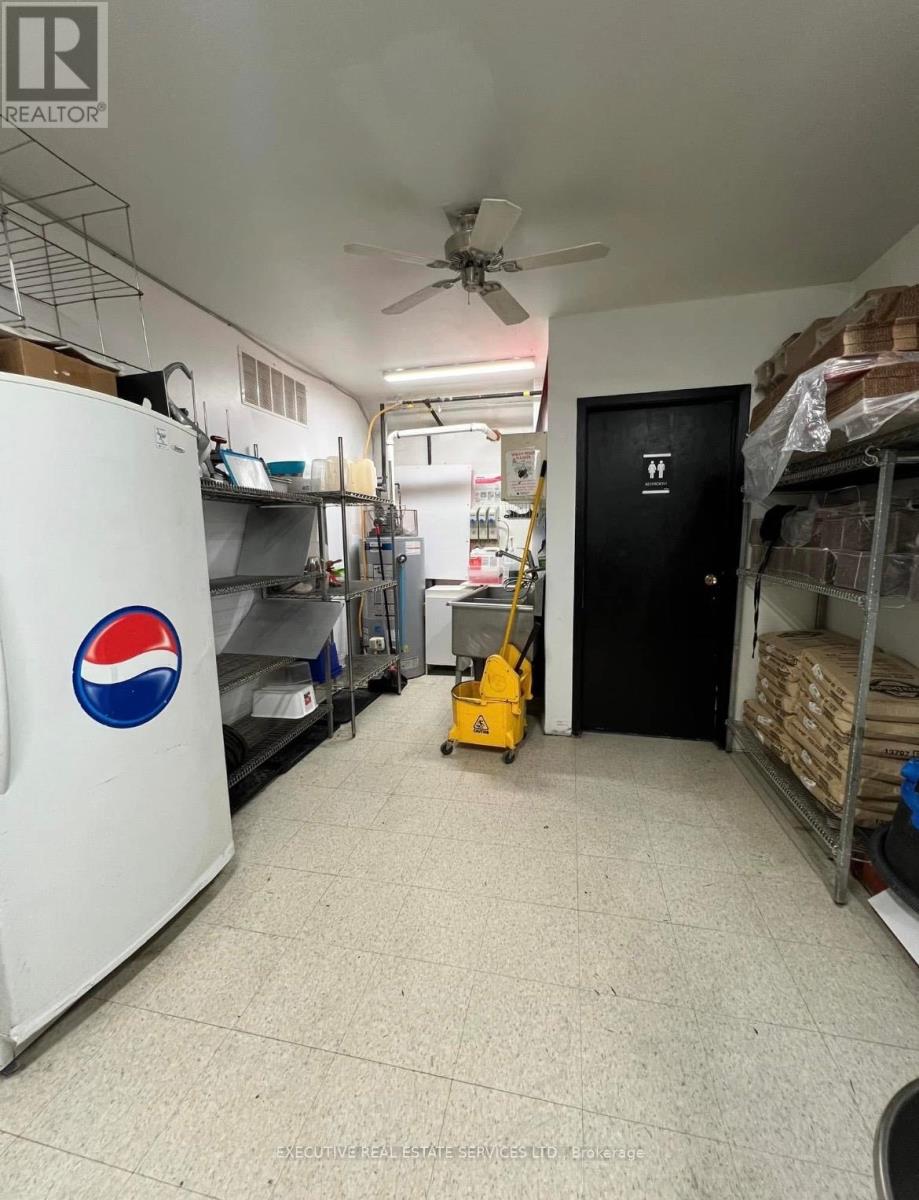 9 - 181 St Andrew Street E, Centre Wellington, Ontario  N1M 1P9 - Photo 11 - X12954126