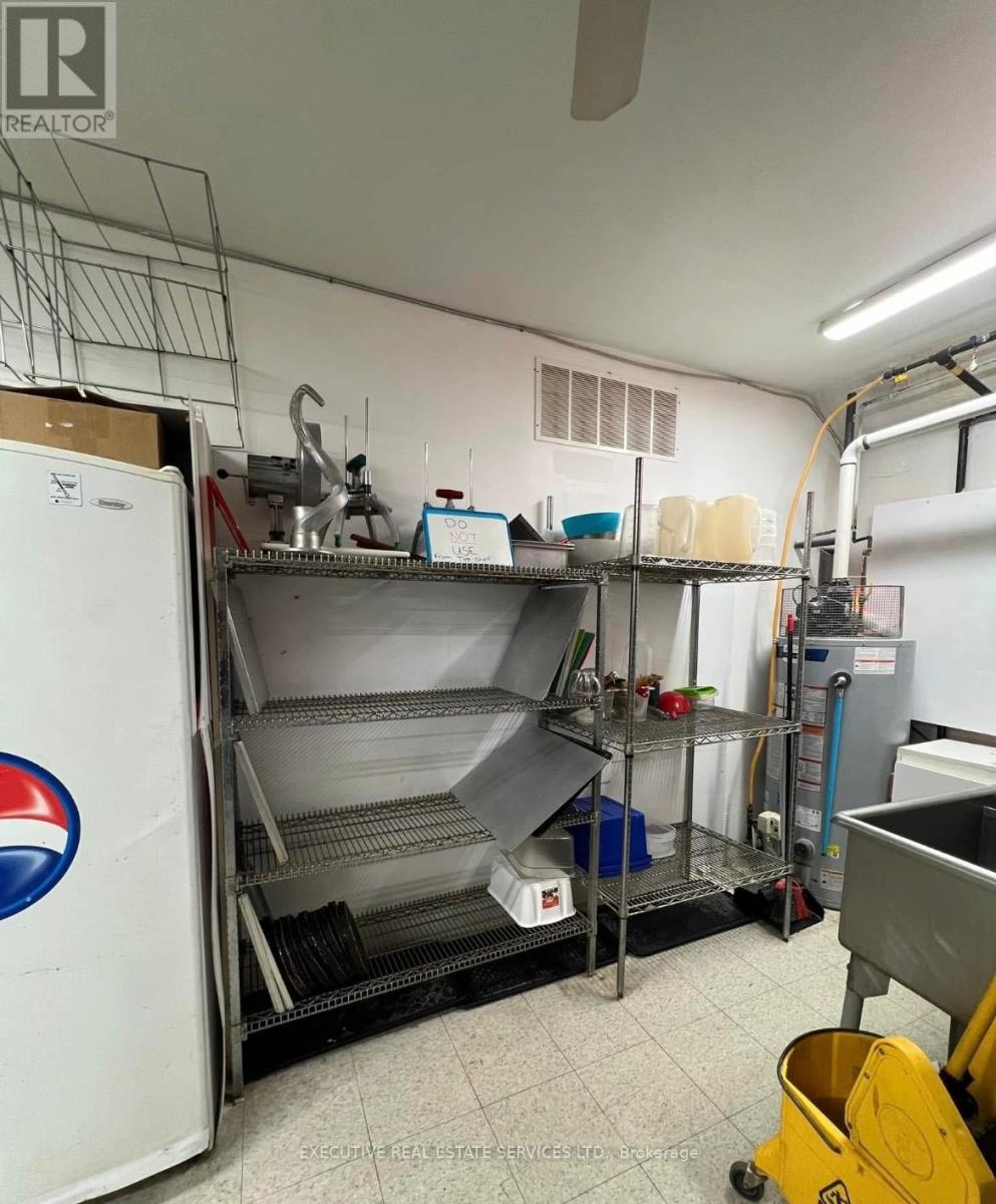 9 - 181 St Andrew Street E, Centre Wellington, Ontario  N1M 1P9 - Photo 9 - X12954126