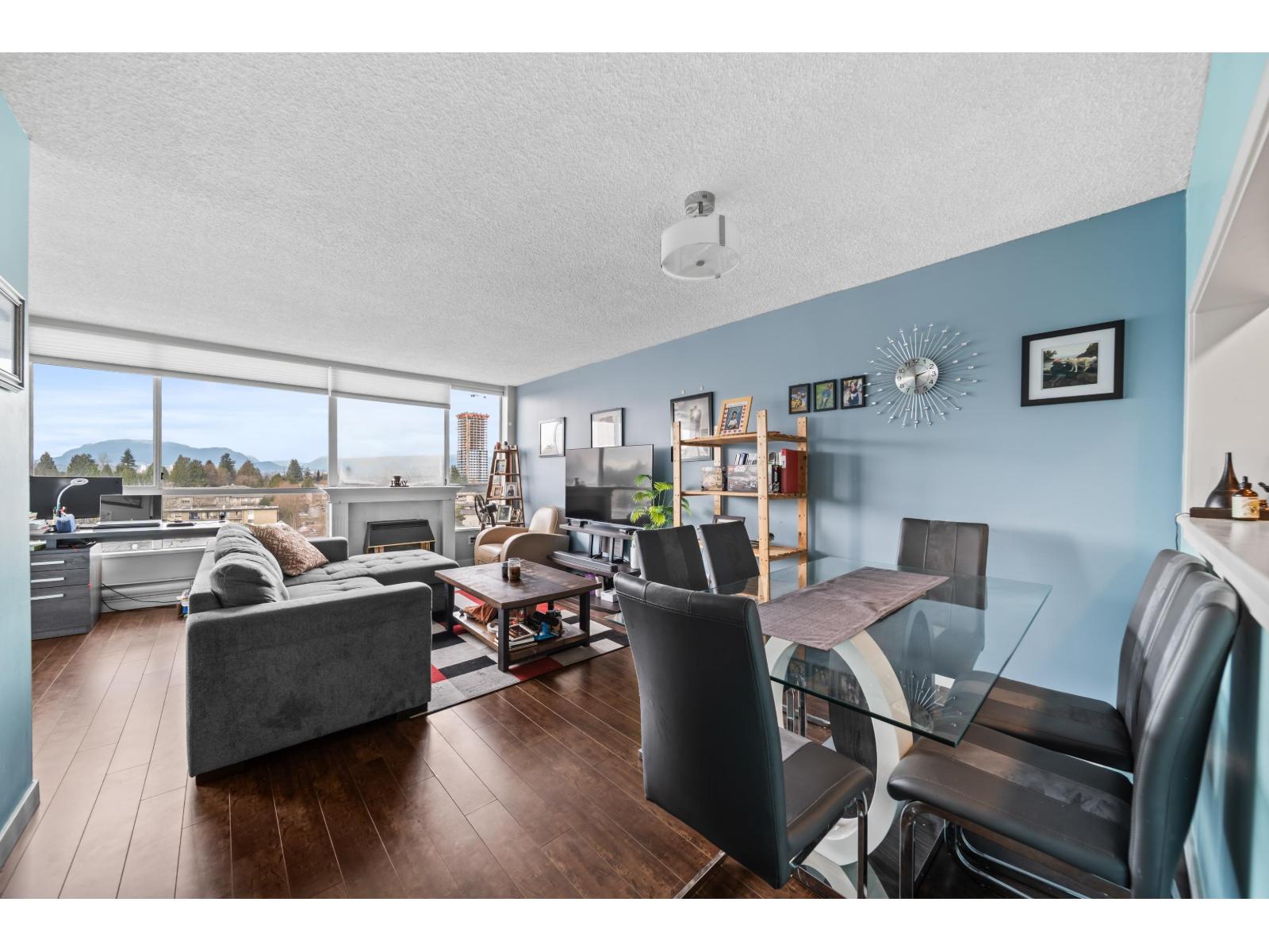 806 14881 103A AVENUE, Surrey, British Columbia