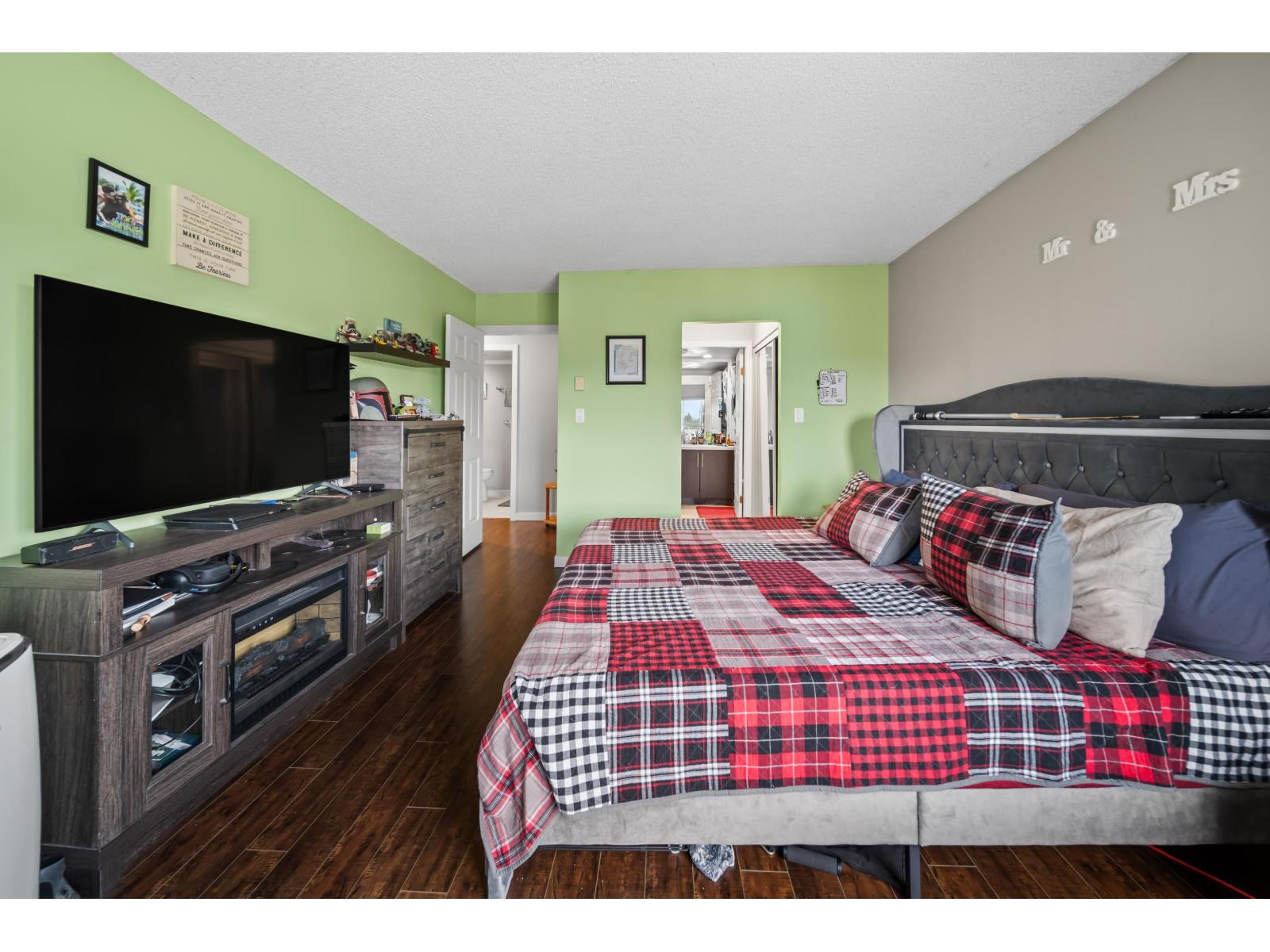 806 14881 103a Avenue, Surrey, British Columbia  V3R 0M5 - Photo 11 - R3095882