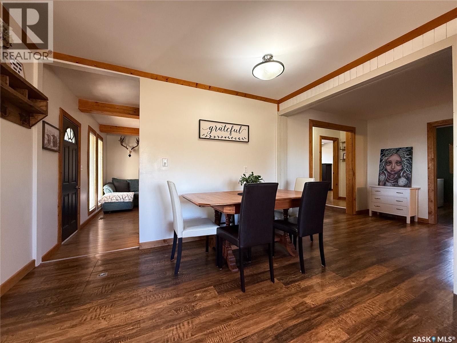 103 1st Street E, Frontier, Saskatchewan  S0N 0W0 - Photo 10 - SK032004