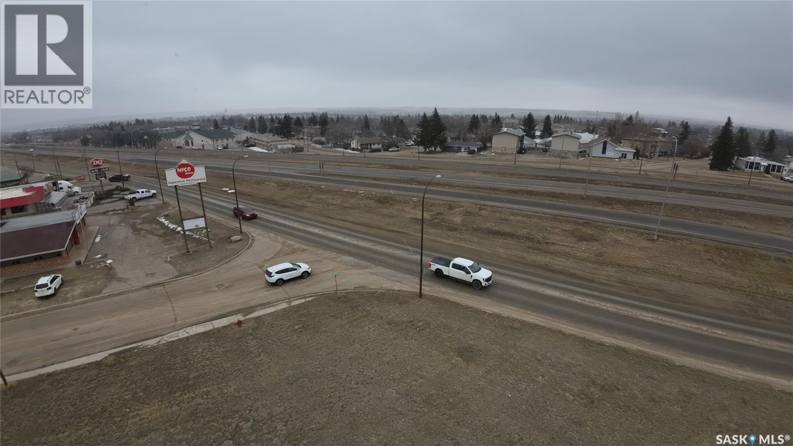 301 North Service Road W, Swift Current, Saskatchewan  S9H 0K6 - Photo 4 - SK031997