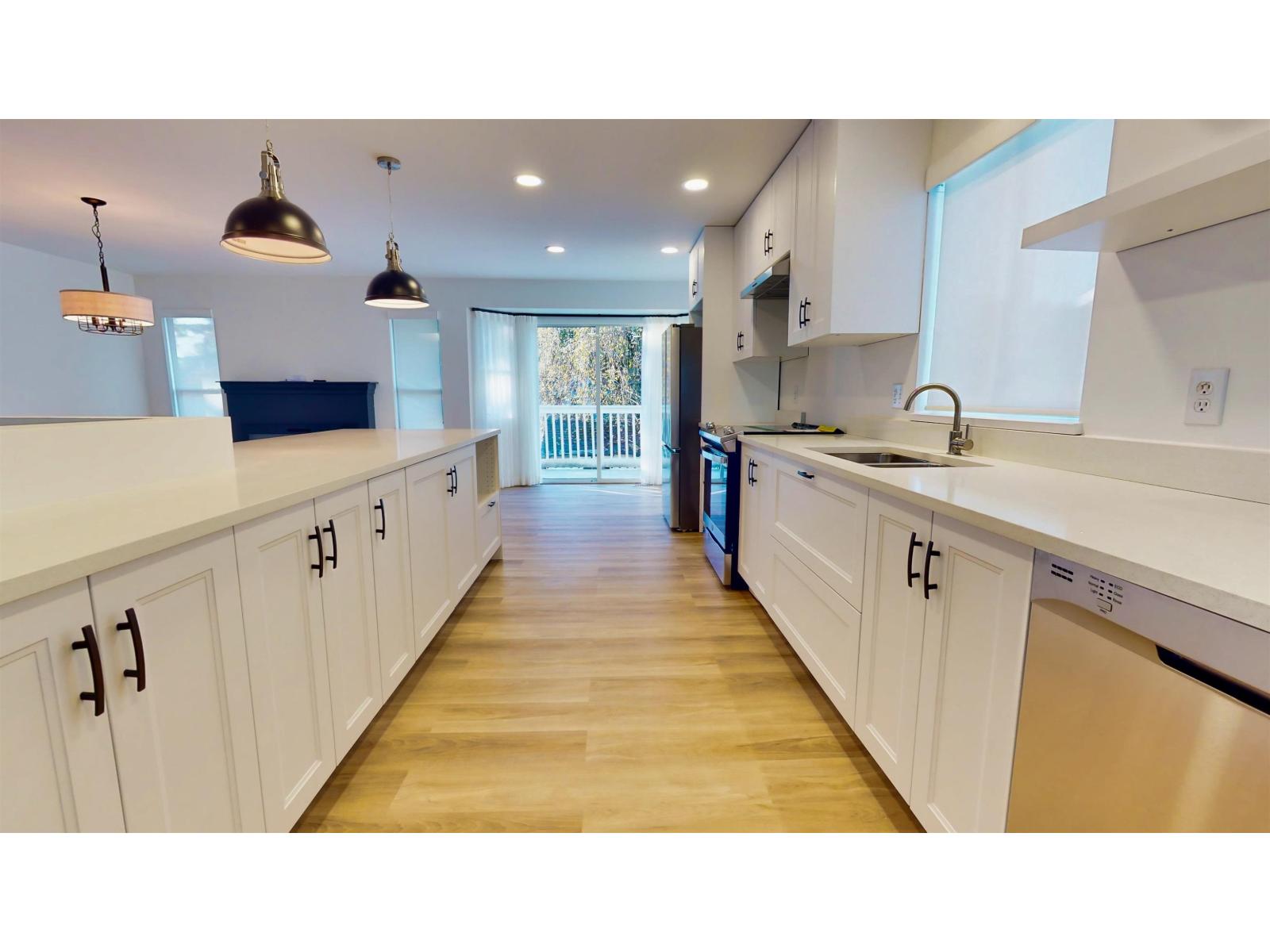 2151 Ware Street, Abbotsford, British Columbia  V2S 3C4 - Photo 8 - R3102138