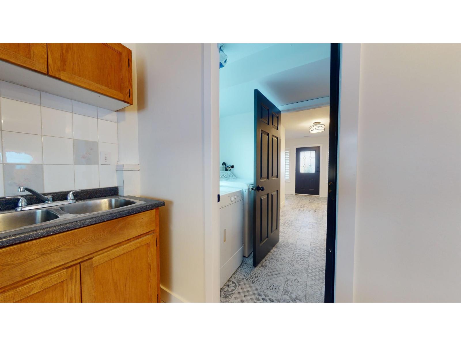 2151 Ware Street, Abbotsford, British Columbia  V2S 3C4 - Photo 15 - R3102138