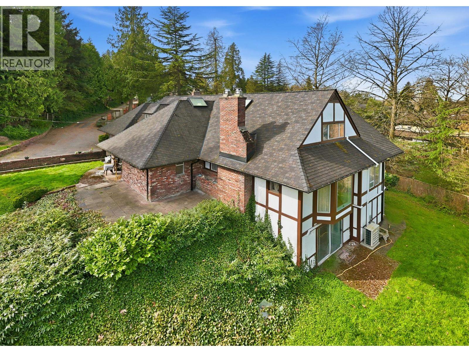 5780 Malvern Avenue, Burnaby, British Columbia  V5E 3E4 - Photo 8 - R3104815