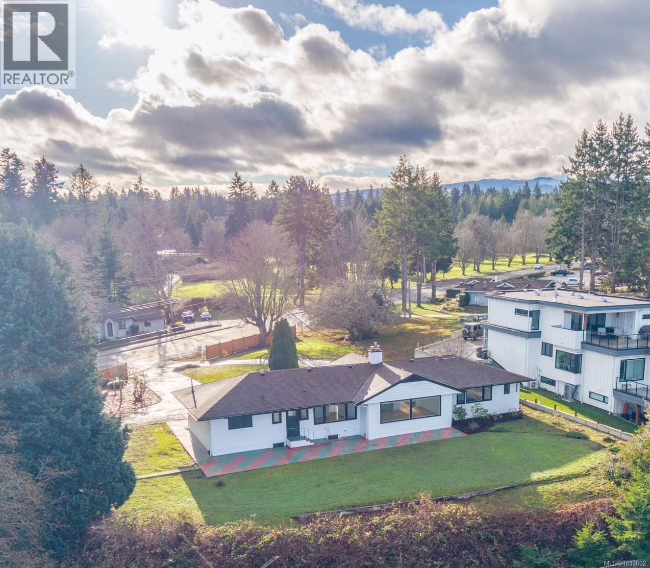 441 Memorial Ave, Qualicum Beach, British Columbia  V9K 1G8 - Photo 49 - 1030602