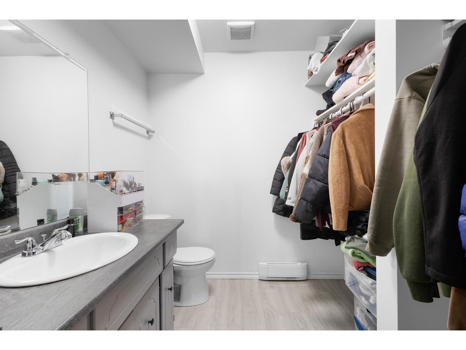 205 3043 270 Street, Langley, British Columbia  V4W 3M2 - Photo 13 - R3105806