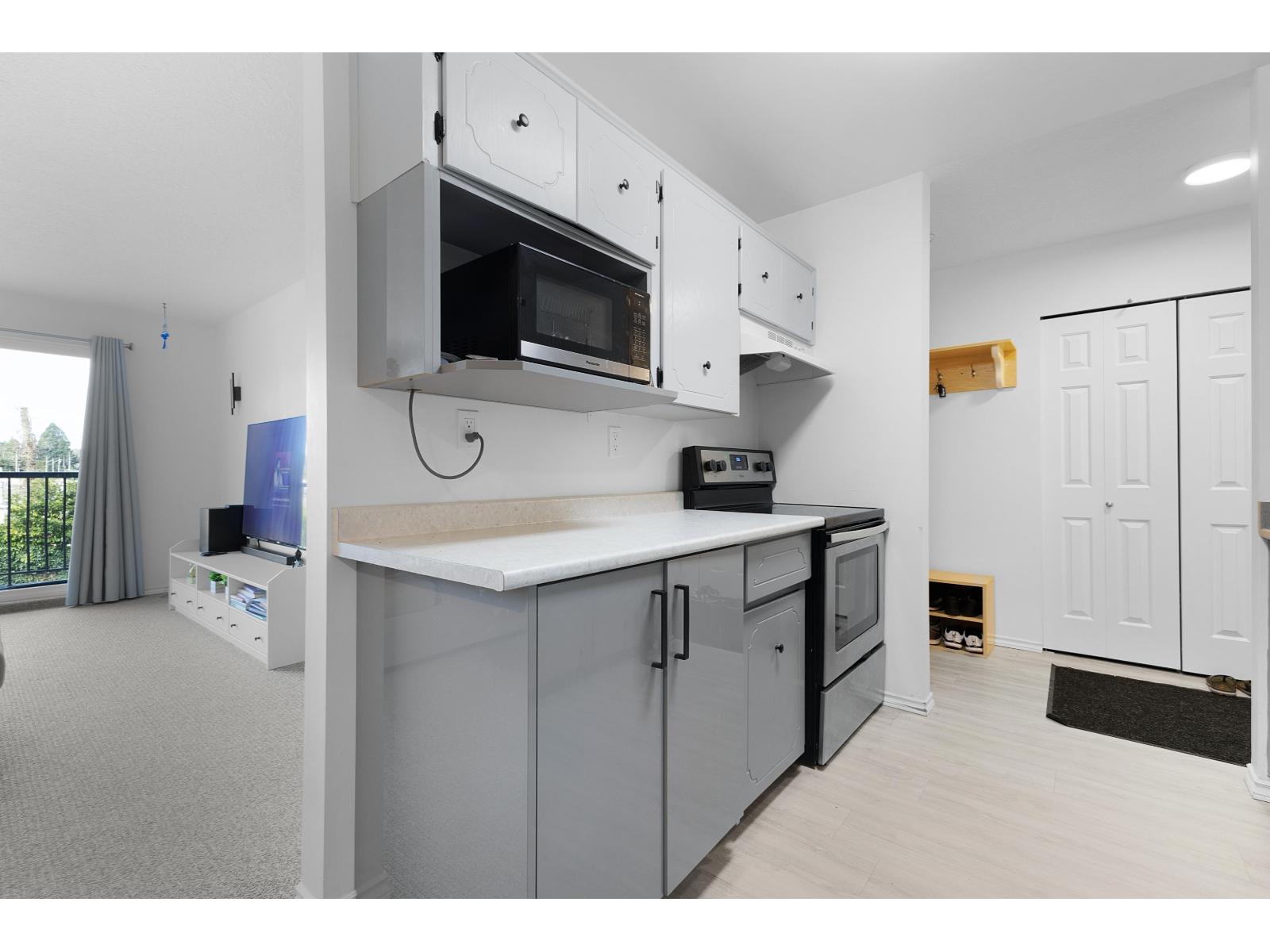 205 3043 270 Street, Langley, British Columbia  V4W 3M2 - Photo 9 - R3105806