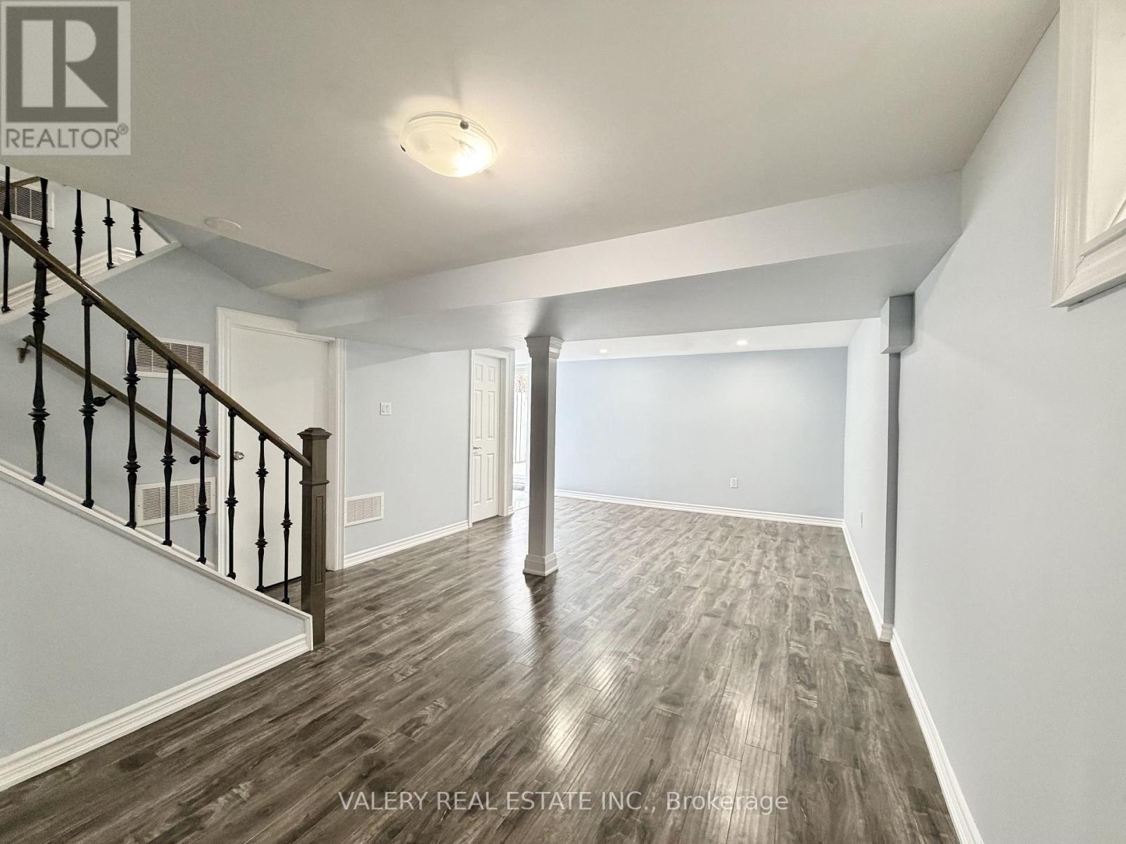 Main Floor - 72 Dantek Crescent, Brampton, Ontario  L6V 3T4 - Photo 3 - W12954110