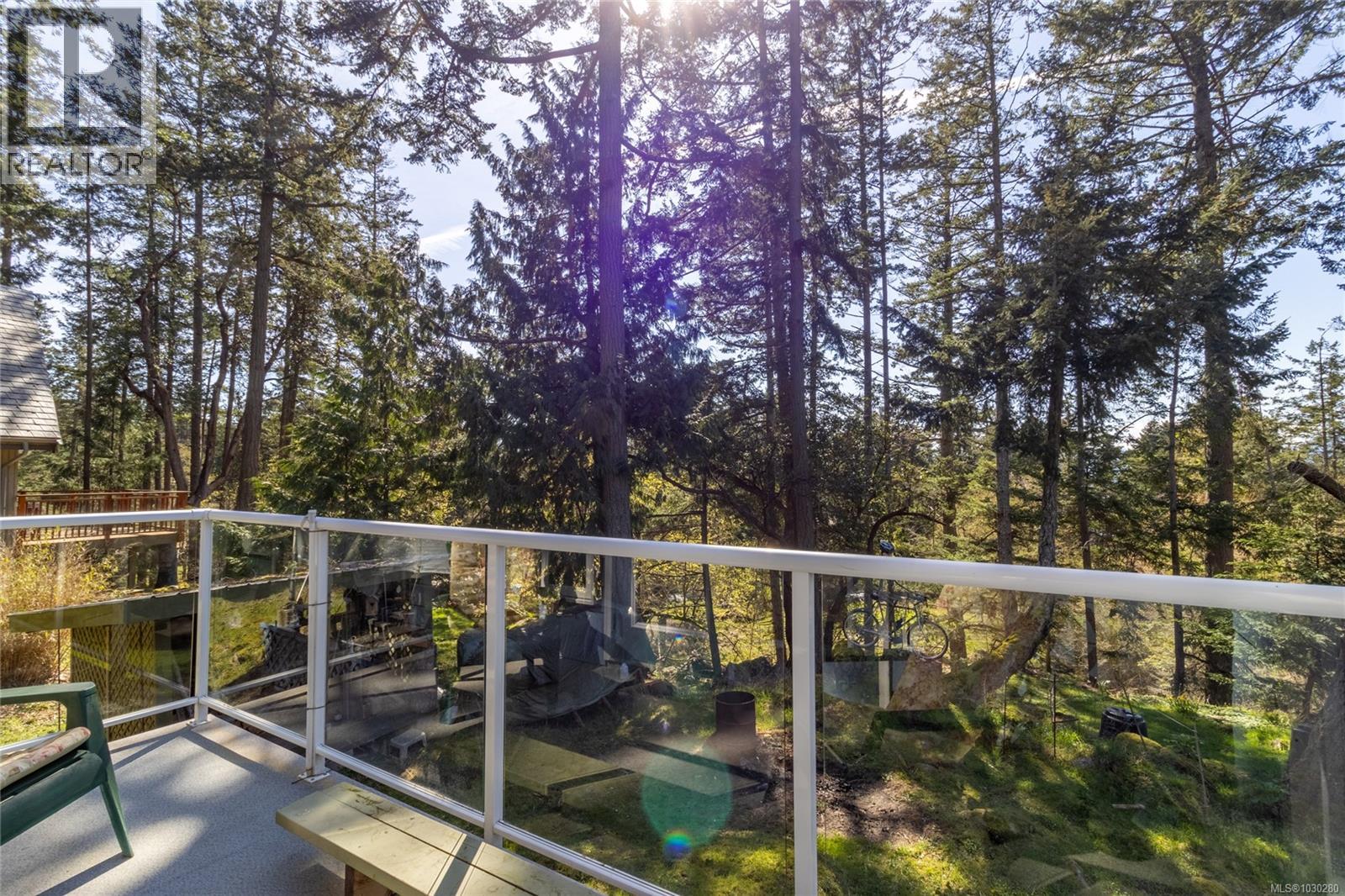 2635 Shoal Rd, Pender Island, British Columbia  V0N 2M2 - Photo 35 - 1030280