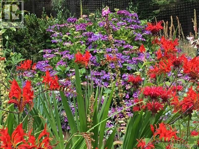 2635 Shoal Rd, Pender Island, British Columbia  V0N 2M2 - Photo 59 - 1030280