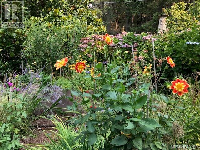 2635 Shoal Rd, Pender Island, British Columbia  V0N 2M2 - Photo 61 - 1030280