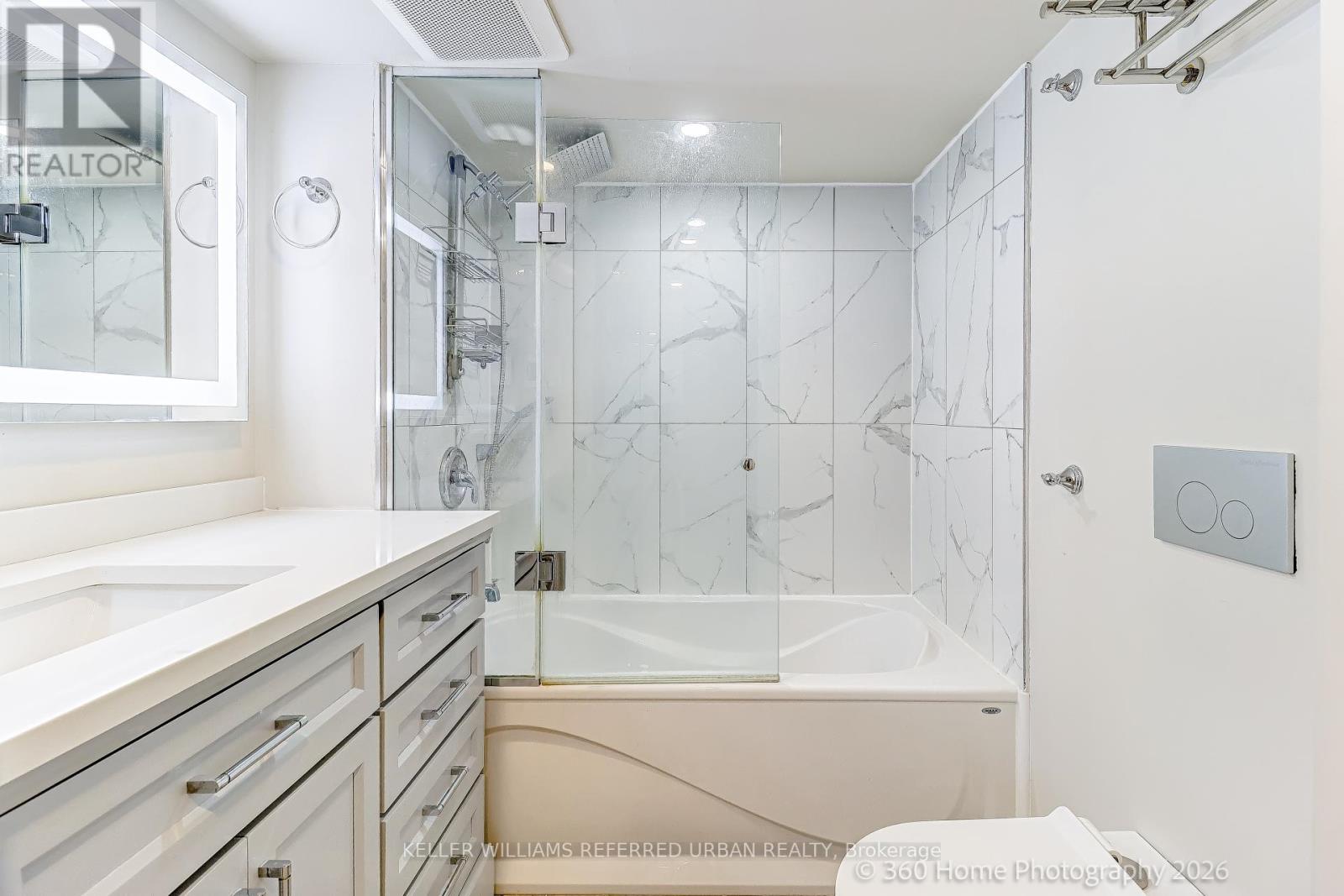 1 - 84 Foch Avenue, Toronto, Ontario  M8W 3X6 - Photo 15 - W12954206