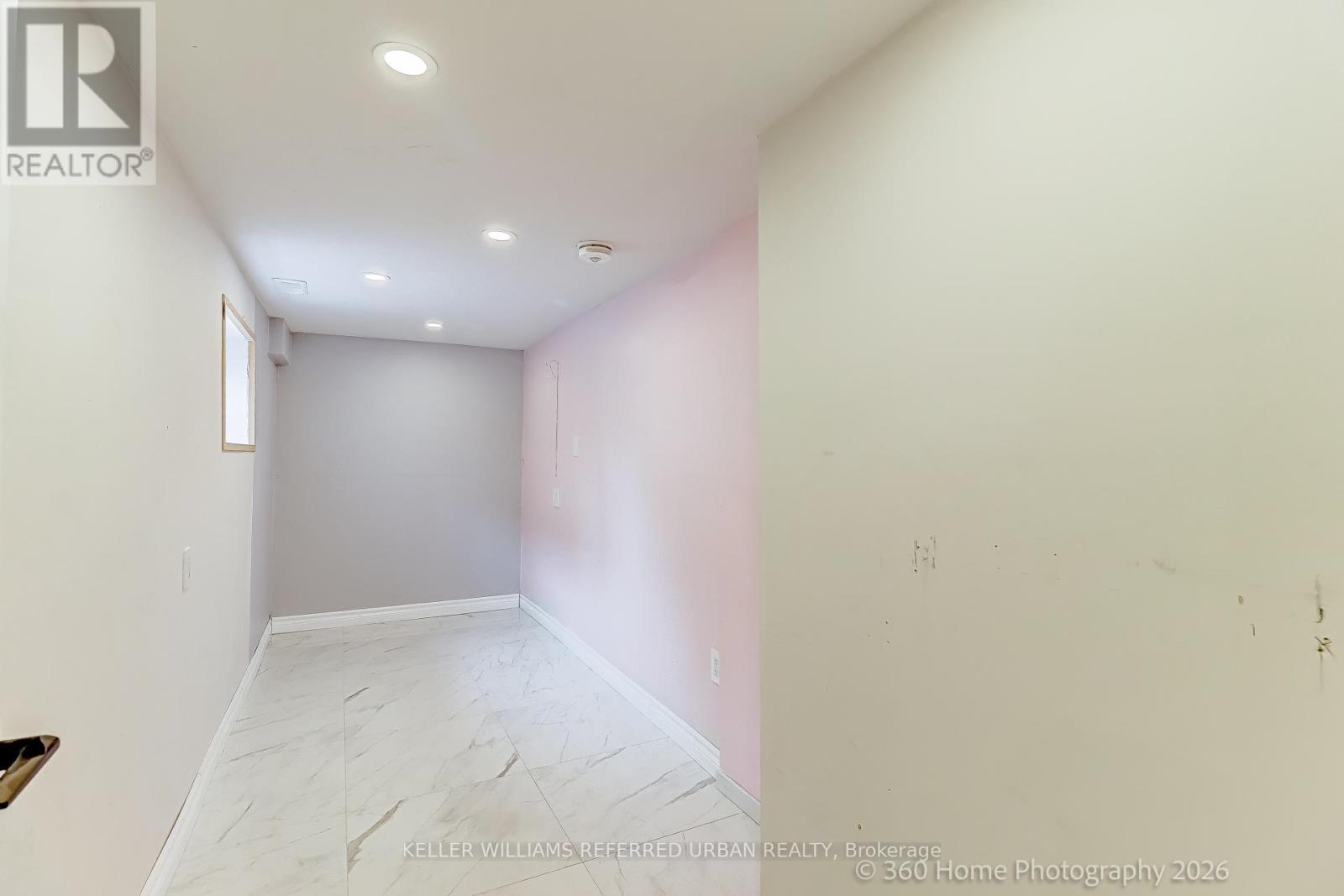 1 - 84 Foch Avenue, Toronto, Ontario  M8W 3X6 - Photo 11 - W12954206