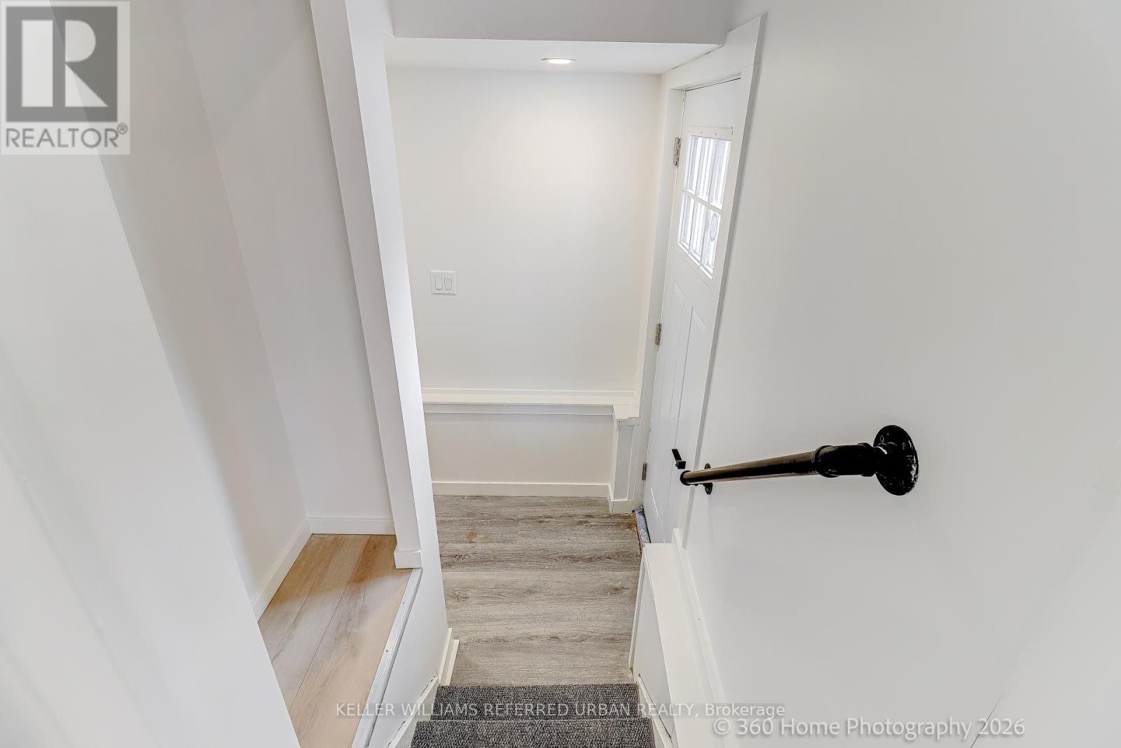 1 - 84 Foch Avenue, Toronto, Ontario  M8W 3X6 - Photo 10 - W12954206