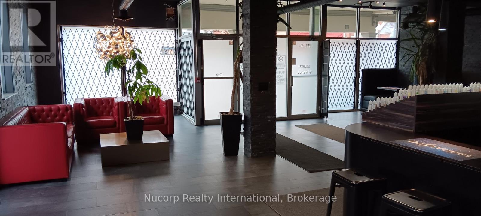 181 Main Street, Milton, Ontario  L9T 1N7 - Photo 4 - W12954220