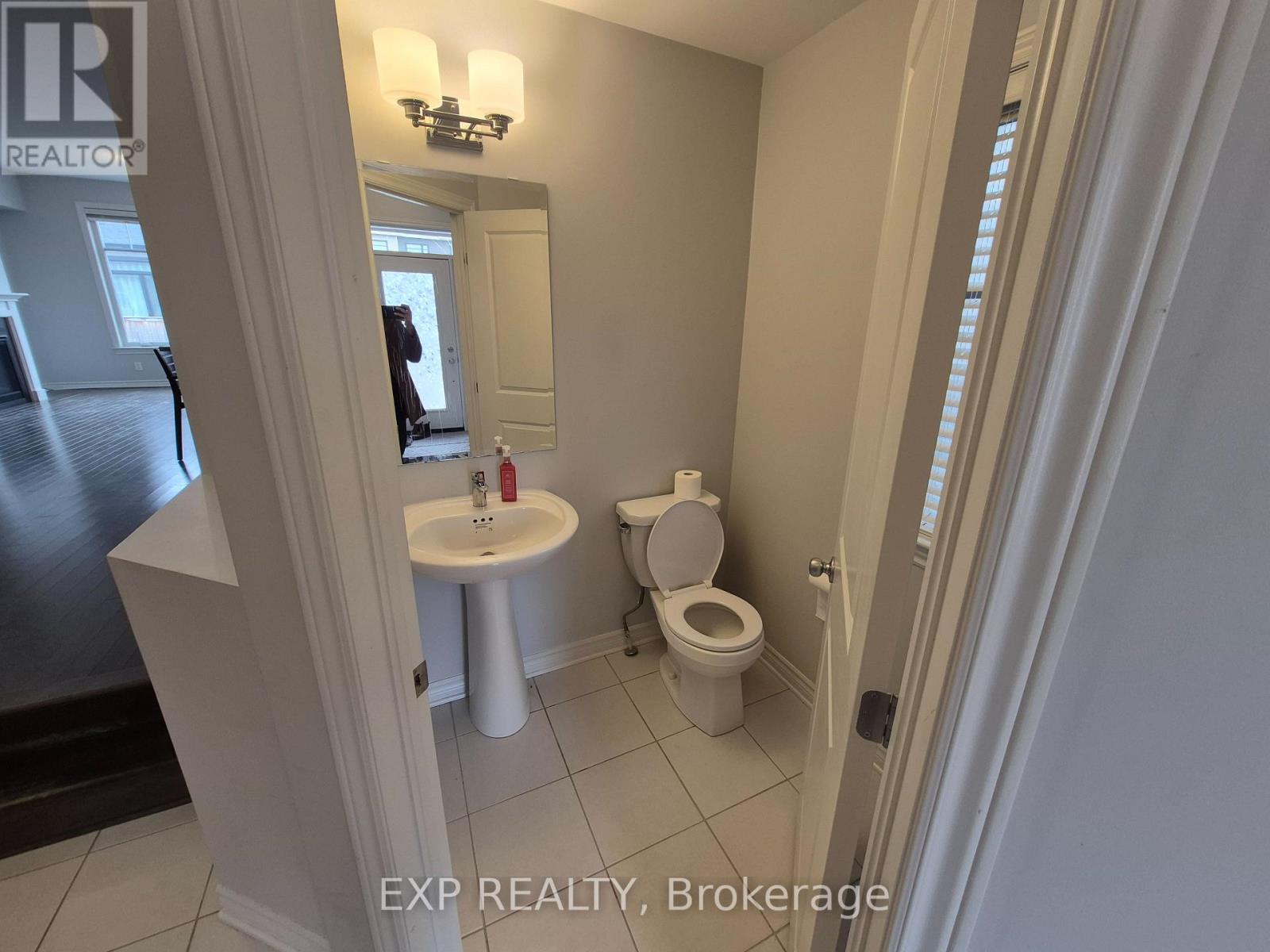 618 Taliesin Crescent, Ottawa, Ontario  K2S 2W5 - Photo 12 - X12942800