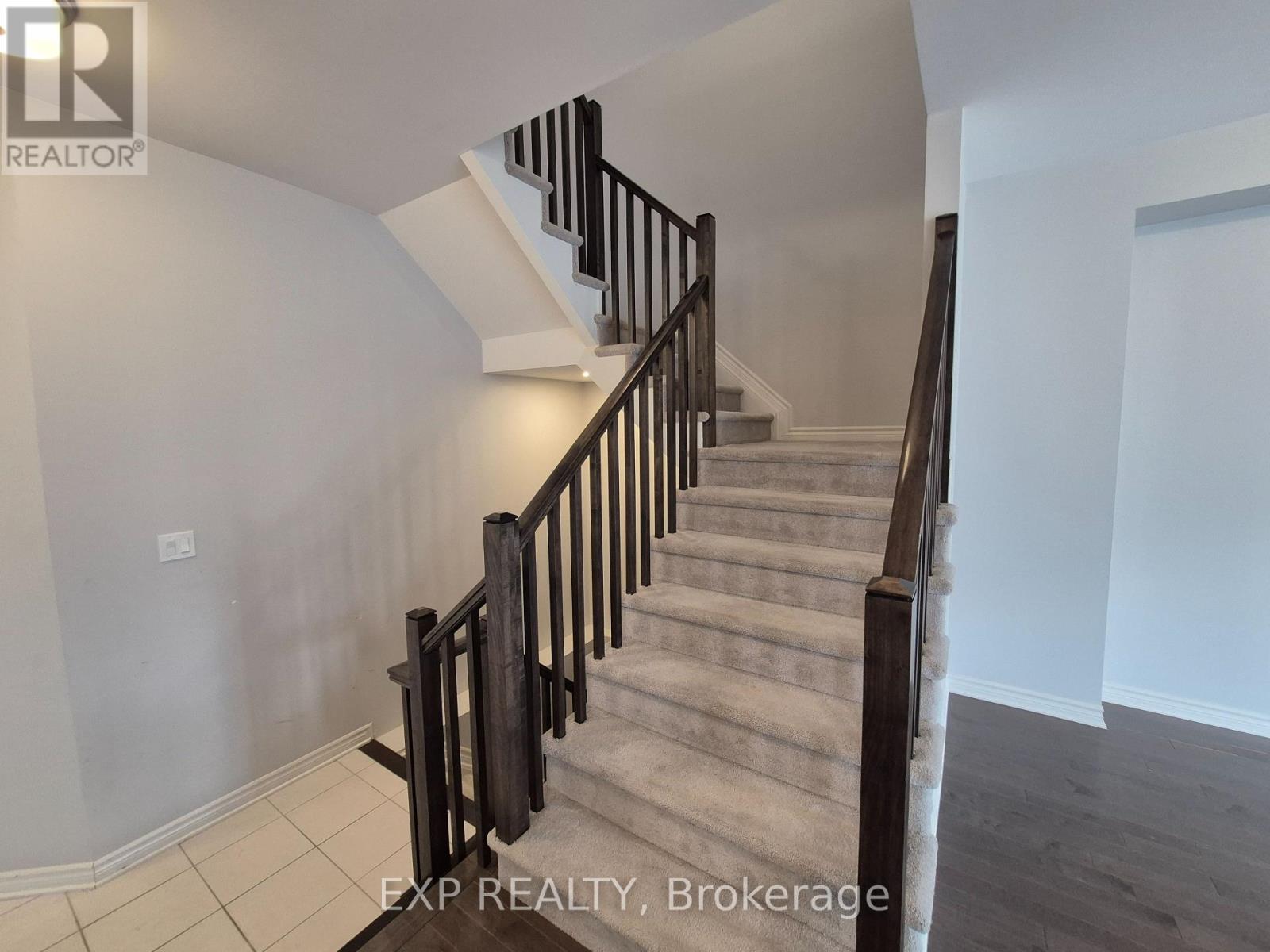 618 Taliesin Crescent, Ottawa, Ontario  K2S 2W5 - Photo 10 - X12942800