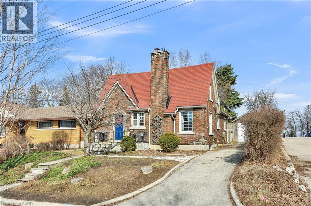 360 LUELLA Street, Kitchener, Ontario