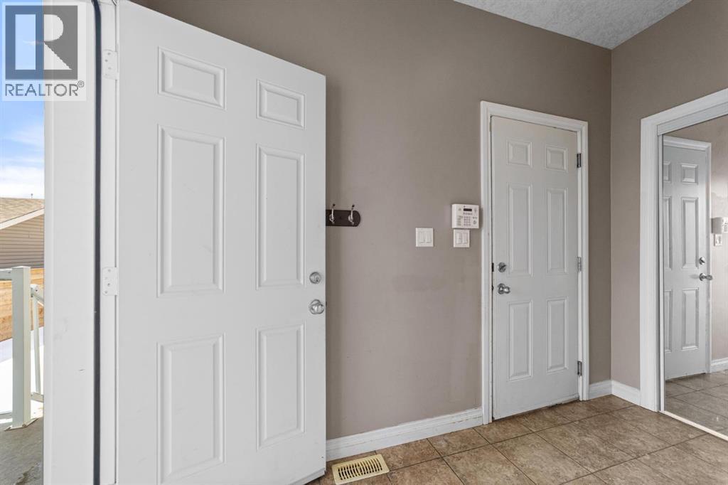 2506 57 Street, Camrose, Alberta  T4V 1X1 - Photo 12 - A2290870