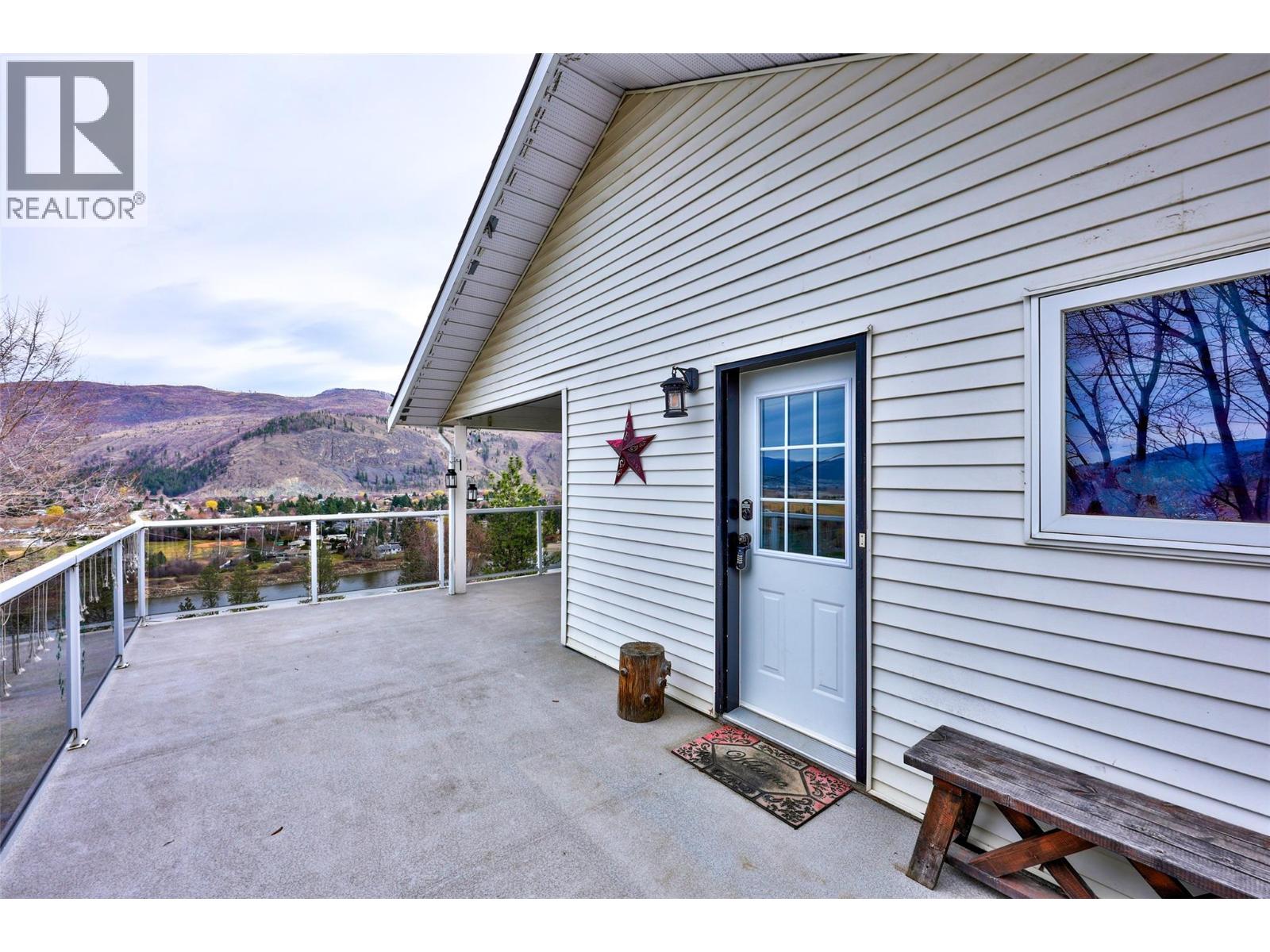 4702 Westsyde Road, Kamloops, British Columbia  V2B 8N4 - Photo 41 - 10381846