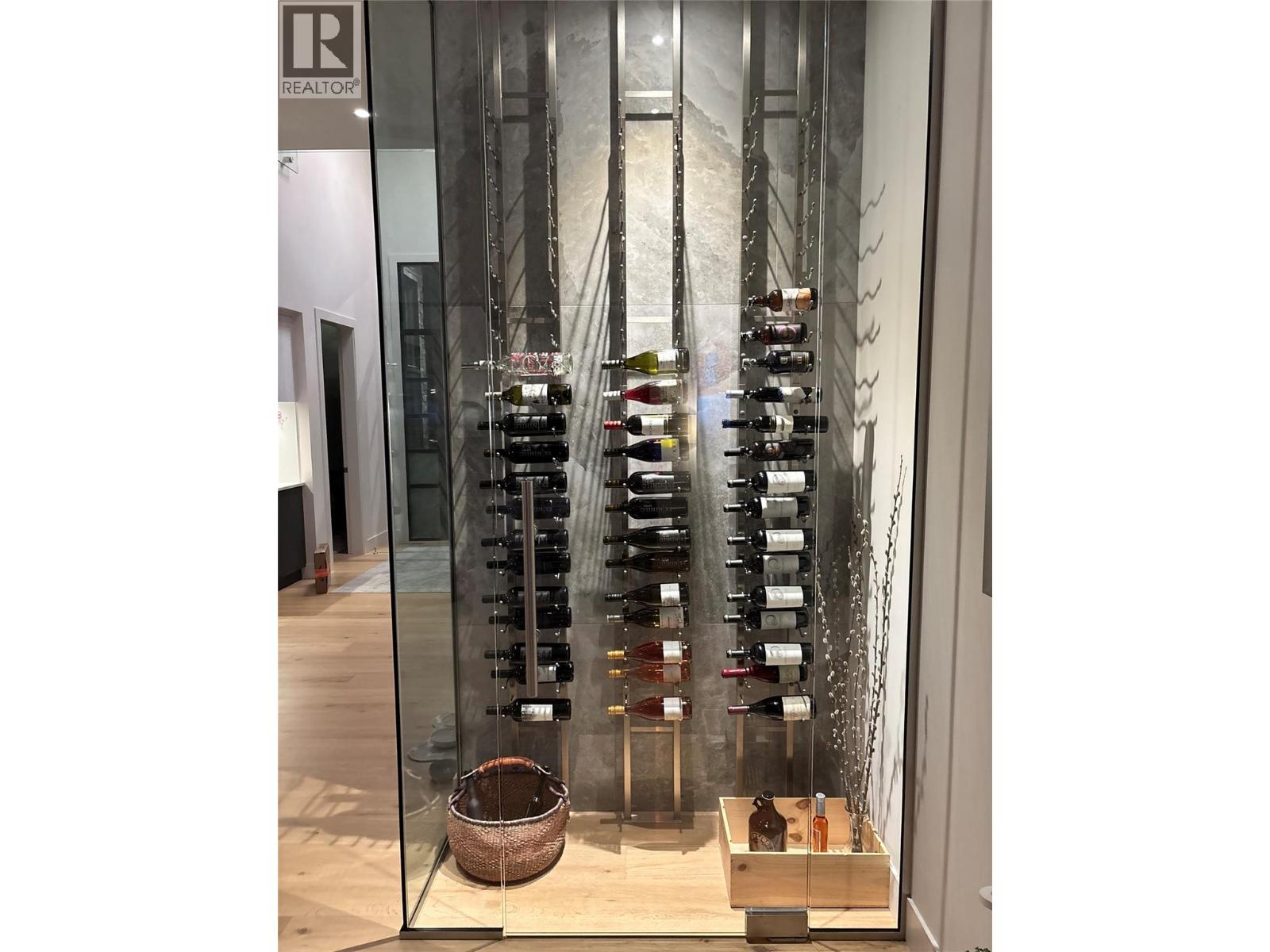 9988 Beacon Hill Drive, Lake Country, British Columbia  V4V 0A9 - Photo 23 - 10381854