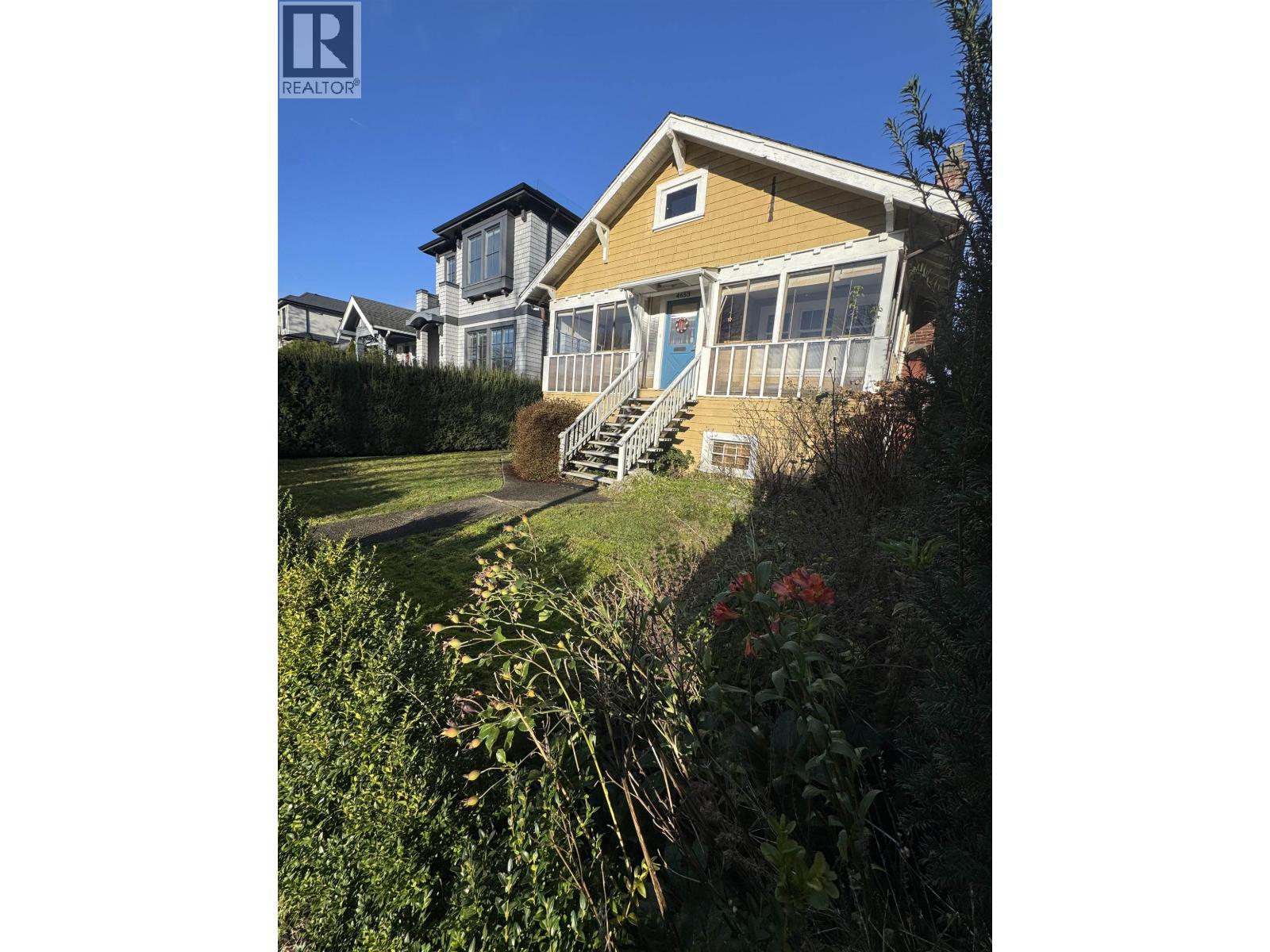 4653 W 8th Avenue, Vancouver, British Columbia  V6R 2A6 - Photo 2 - R3103680