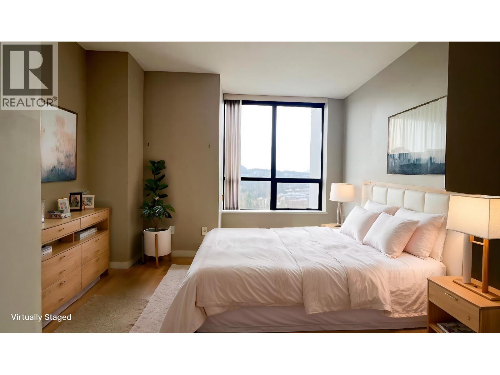 2501 2979 Glen Drive, Coquitlam, British Columbia  V3B 0B2 - Photo 9 - R3103405