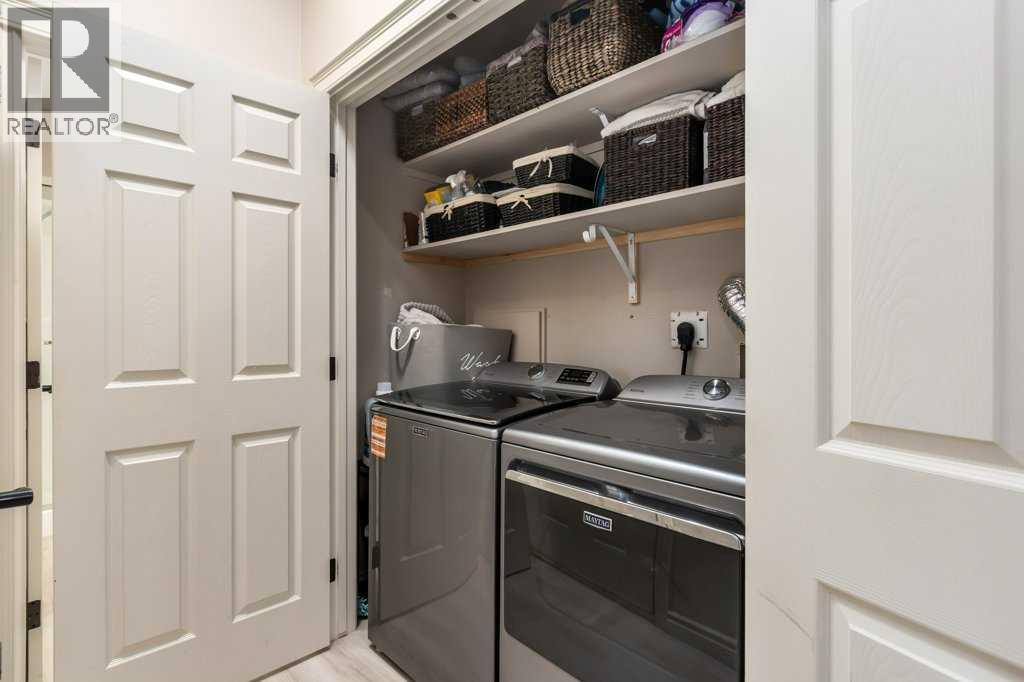 401 Sunvale Crescent Ne, High River, Alberta  T1V 0E8 - Photo 18 - A2297973