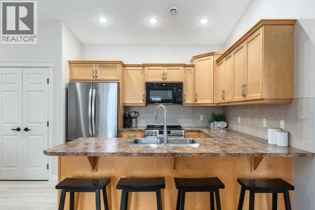 401 Sunvale Crescent Ne, High River, Alberta  T1V 0E8 - Photo 9 - A2297973