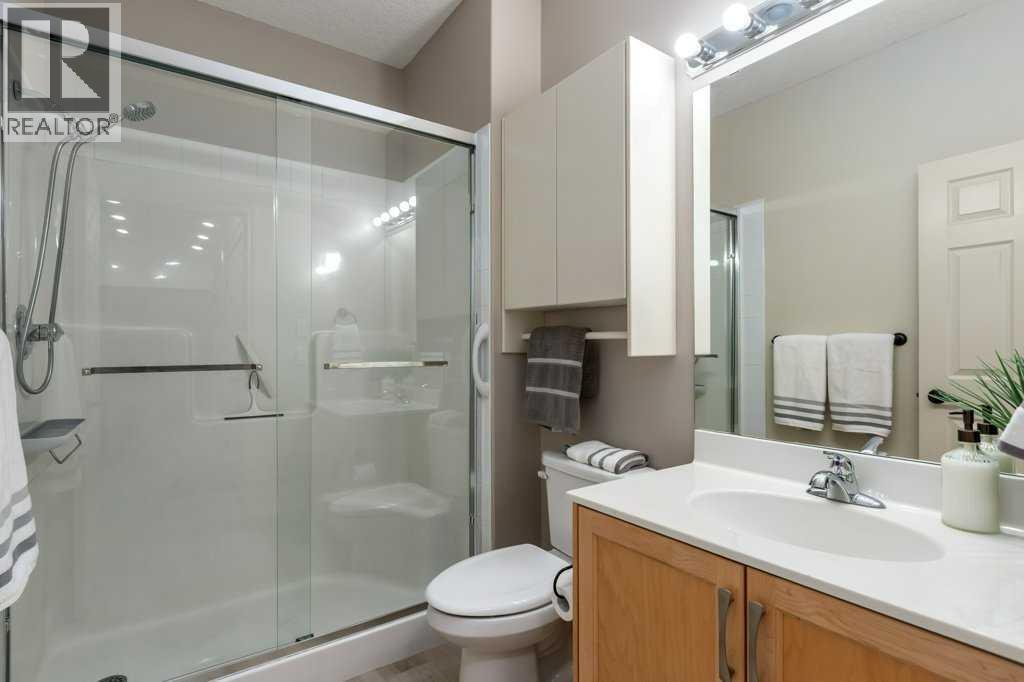 401 Sunvale Crescent Ne, High River, Alberta  T1V 0E8 - Photo 17 - A2297973