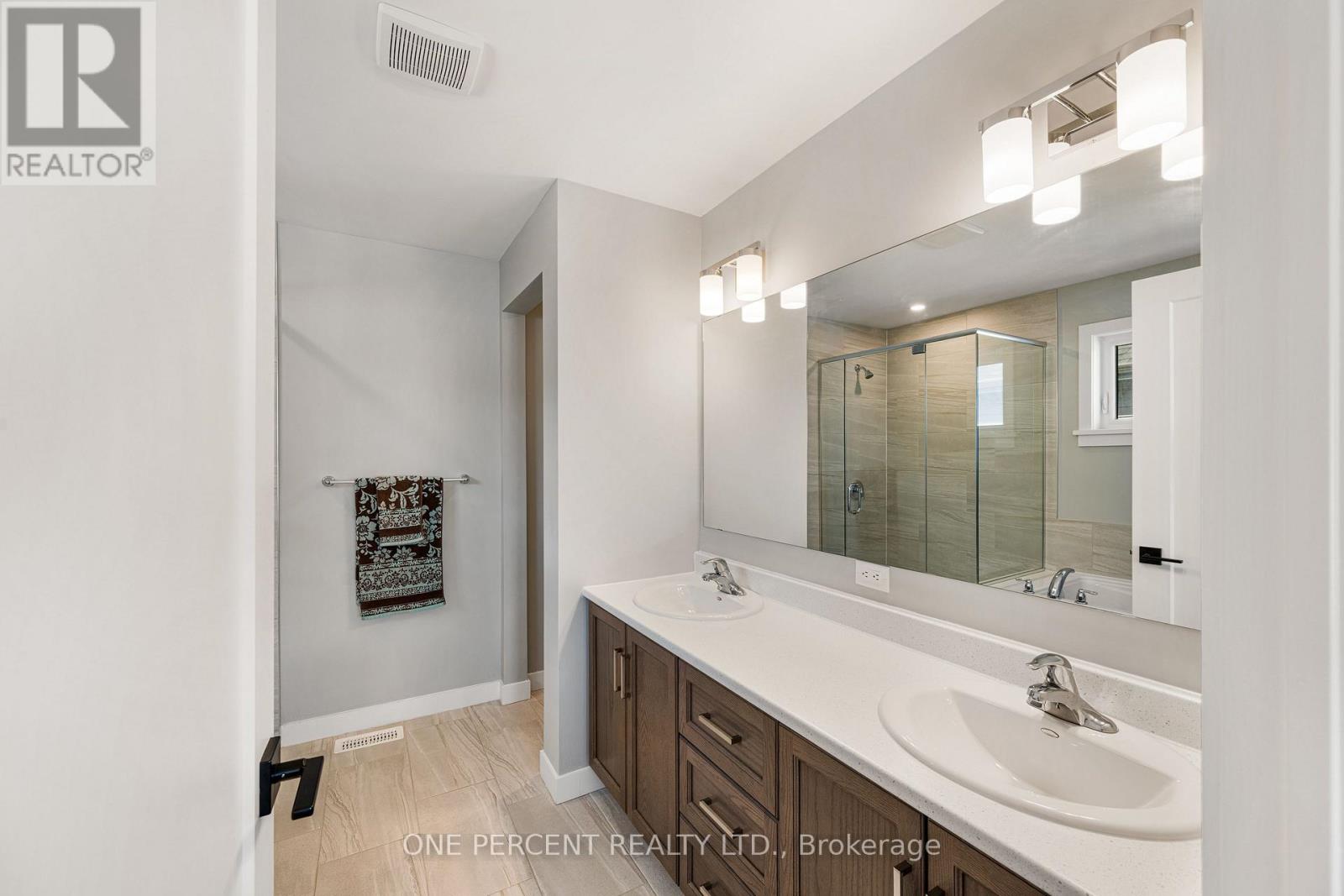 26 Stanzel Drive, Carleton Place, Ontario  K7C 0H8 - Photo 24 - X12954250