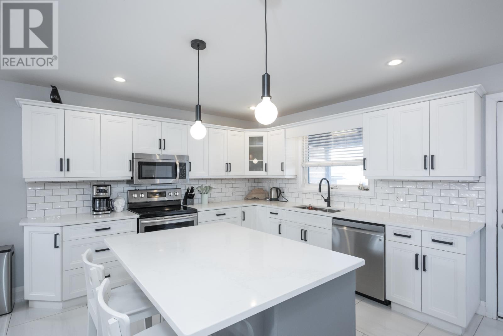 371 Cougar Cres, Thunder Bay, Ontario  P7C 0B3 - Photo 12 - TB2600603