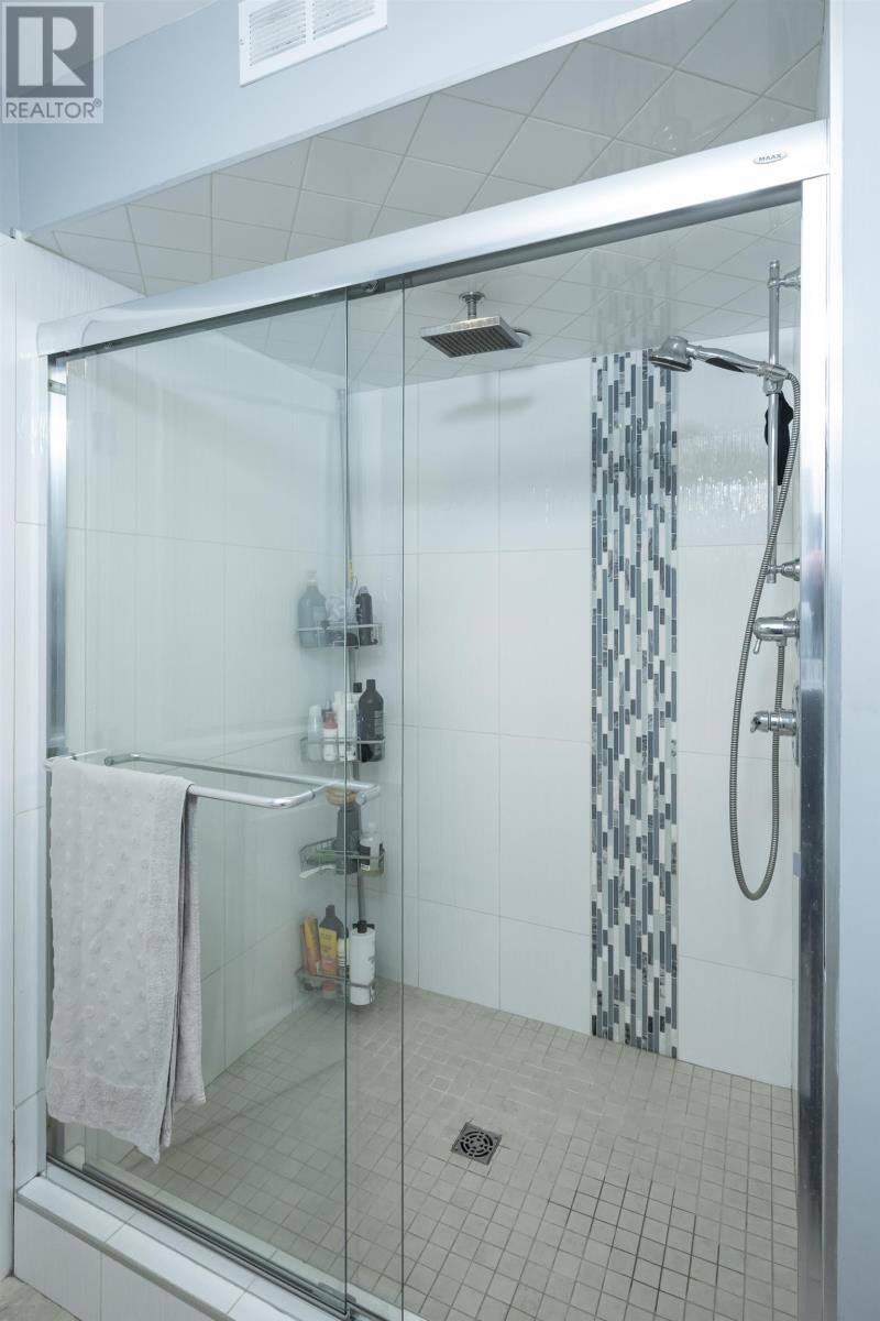 371 Cougar Cres, Thunder Bay, Ontario  P7C 0B3 - Photo 37 - TB2600603