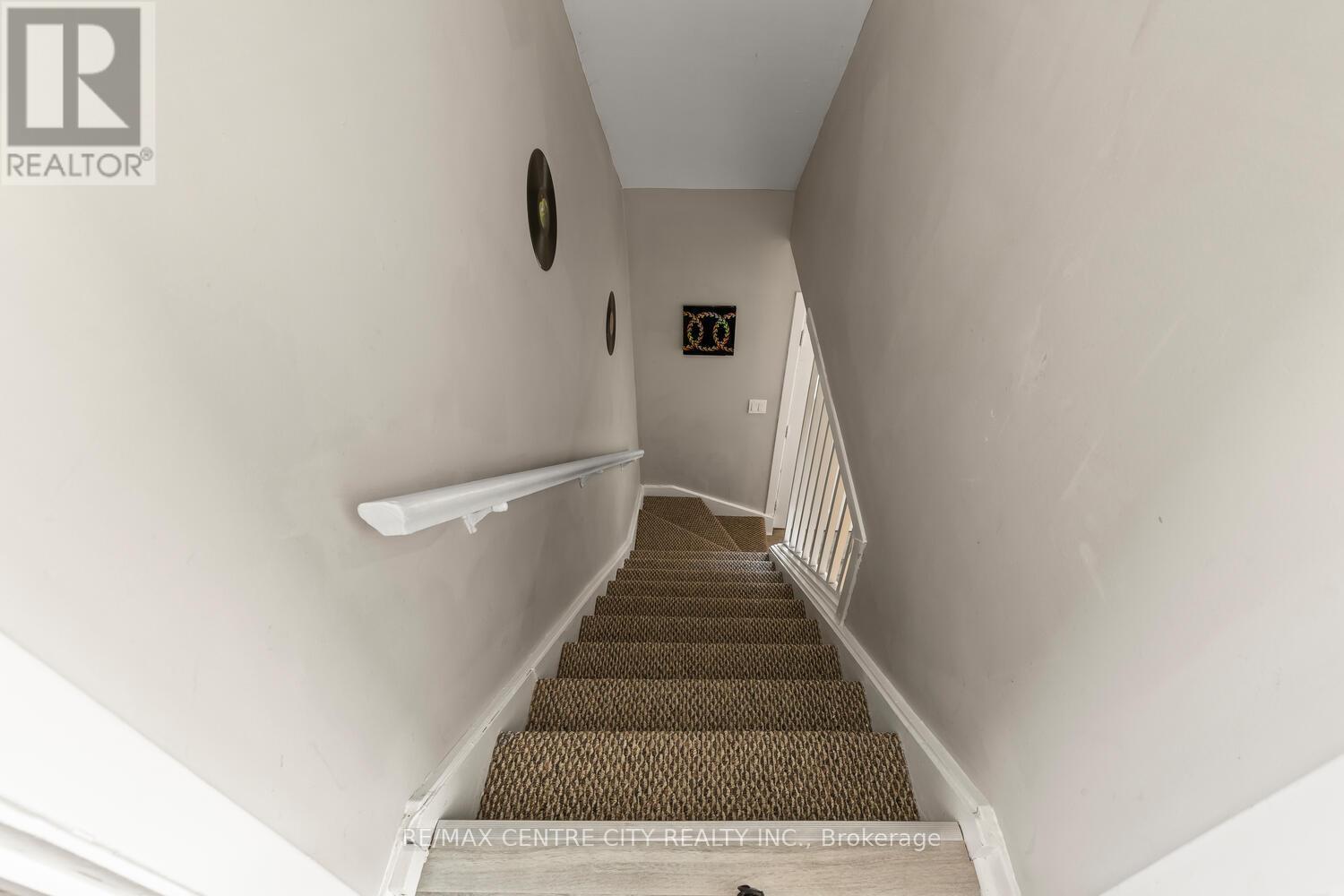 292 Paardeberg Crescent, London East, Ontario  N5Y 1C1 - Photo 21 - X12939378