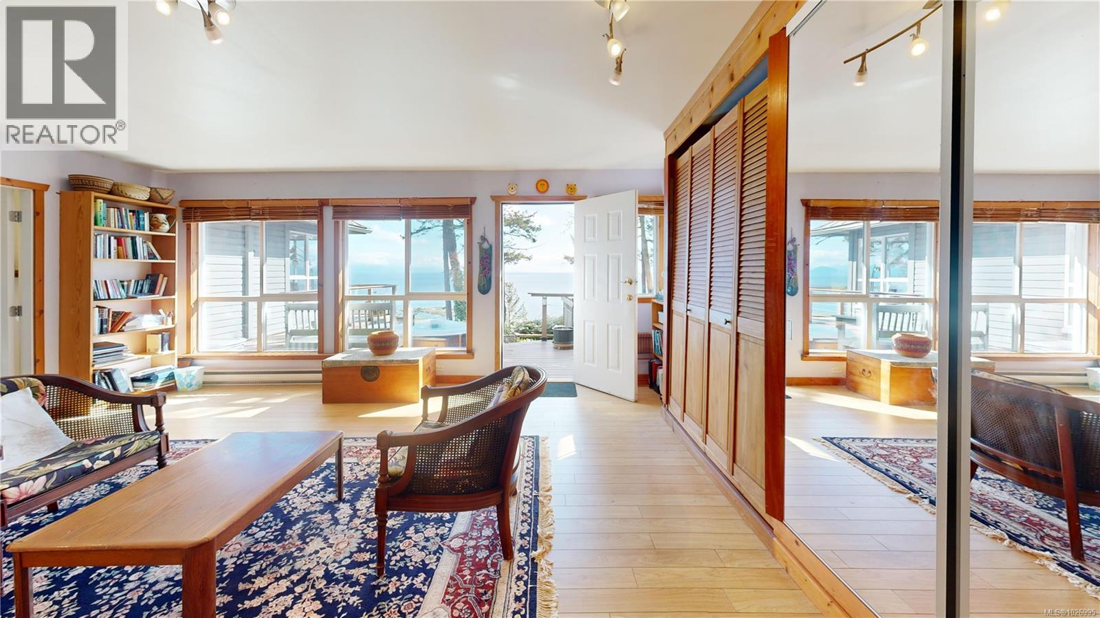 1130 Berry Point Rd, Gabriola Island, British Columbia V0R 1X1 - Photo 15 - 1026995