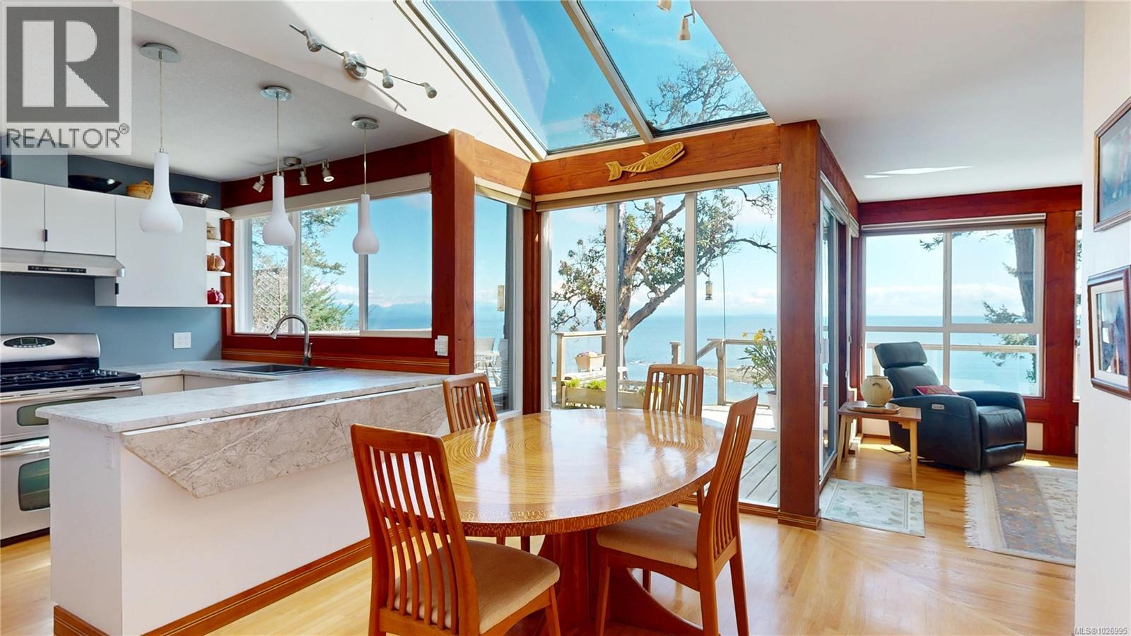 1130 Berry Point Rd, Gabriola Island, British Columbia V0R 1X1 - Photo 10 - 1026995