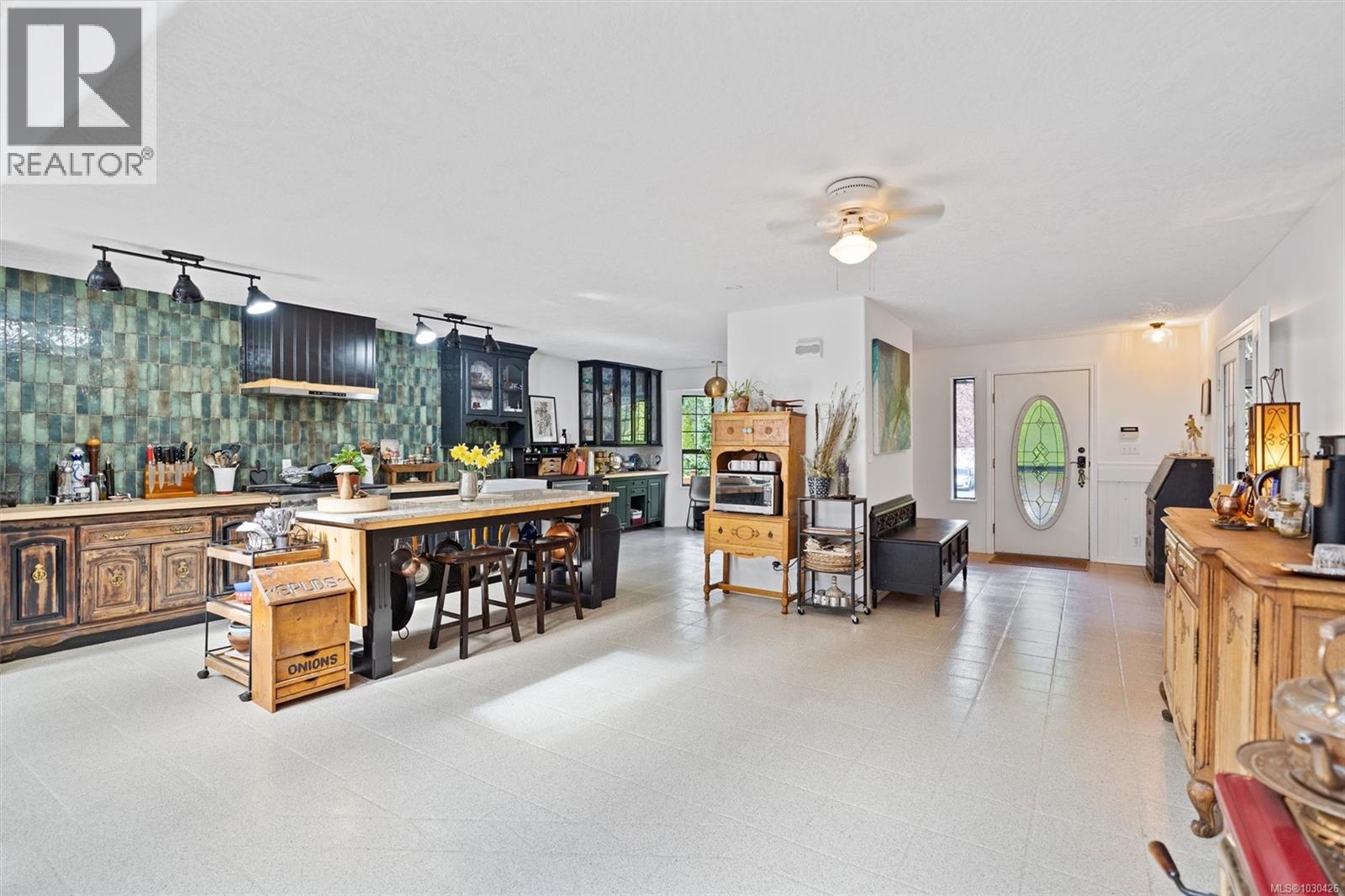 6907 Sellars Rd, Sooke, British Columbia  V9Z 0K9 - Photo 6 - 1030426