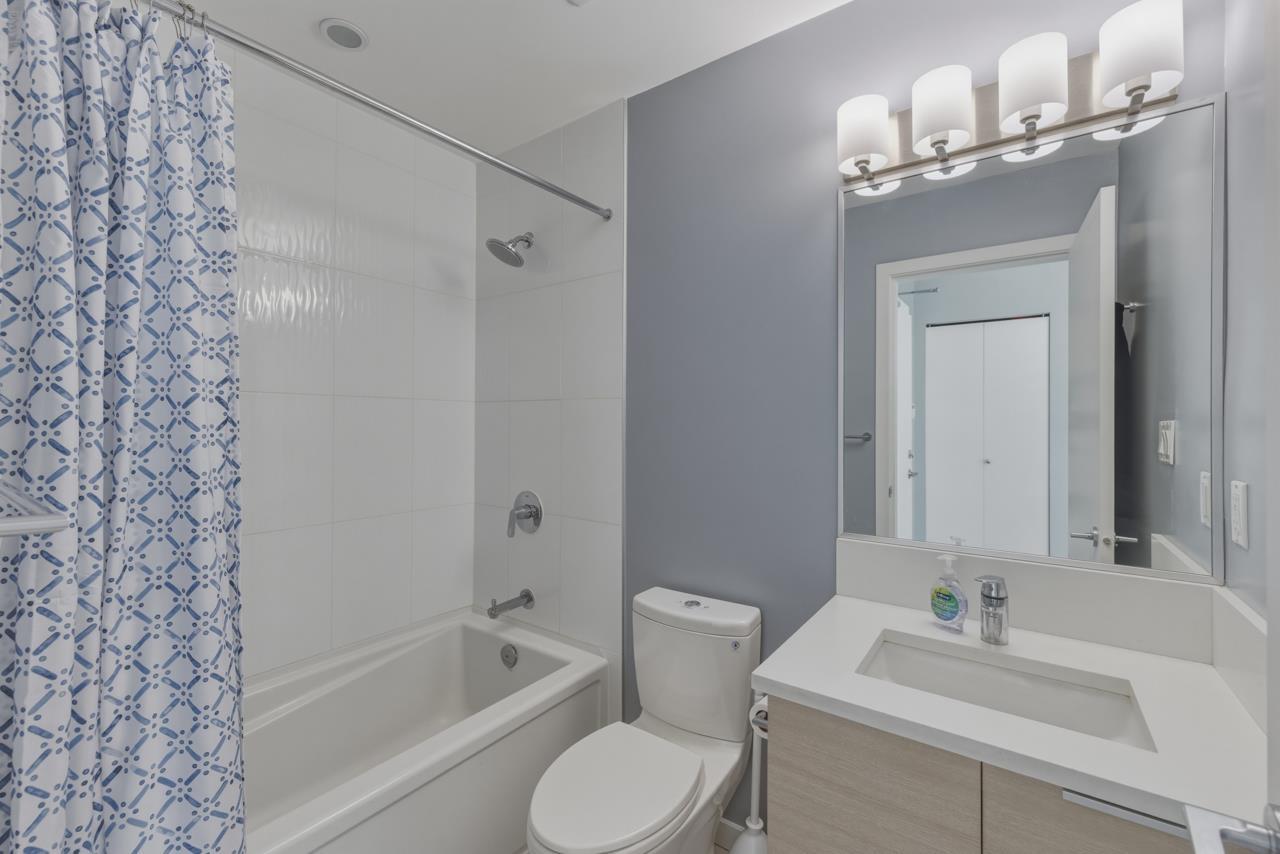 2701 13303 Central Avenue, Surrey, British Columbia  V3T 0K6 - Photo 13 - R3106495