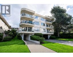 202 320 W 2ND STREET, North Vancouver, British Columbia