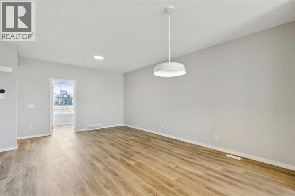 493 Hotchkiss Drive SE, Calgary, Alberta  T3S 0N5 - Photo 9 - A2298781