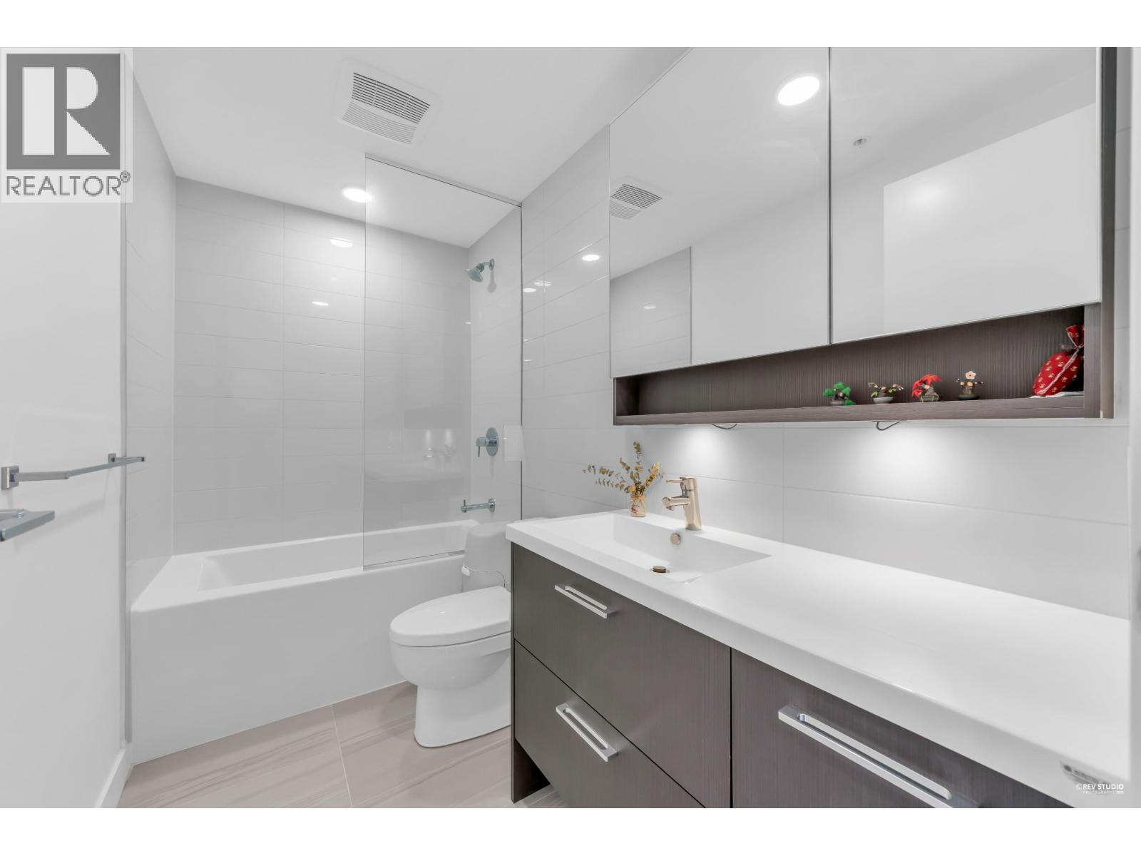 901 5580 No. 3 Road, Richmond, British Columbia  V6X 0R8 - Photo 15 - R3104797